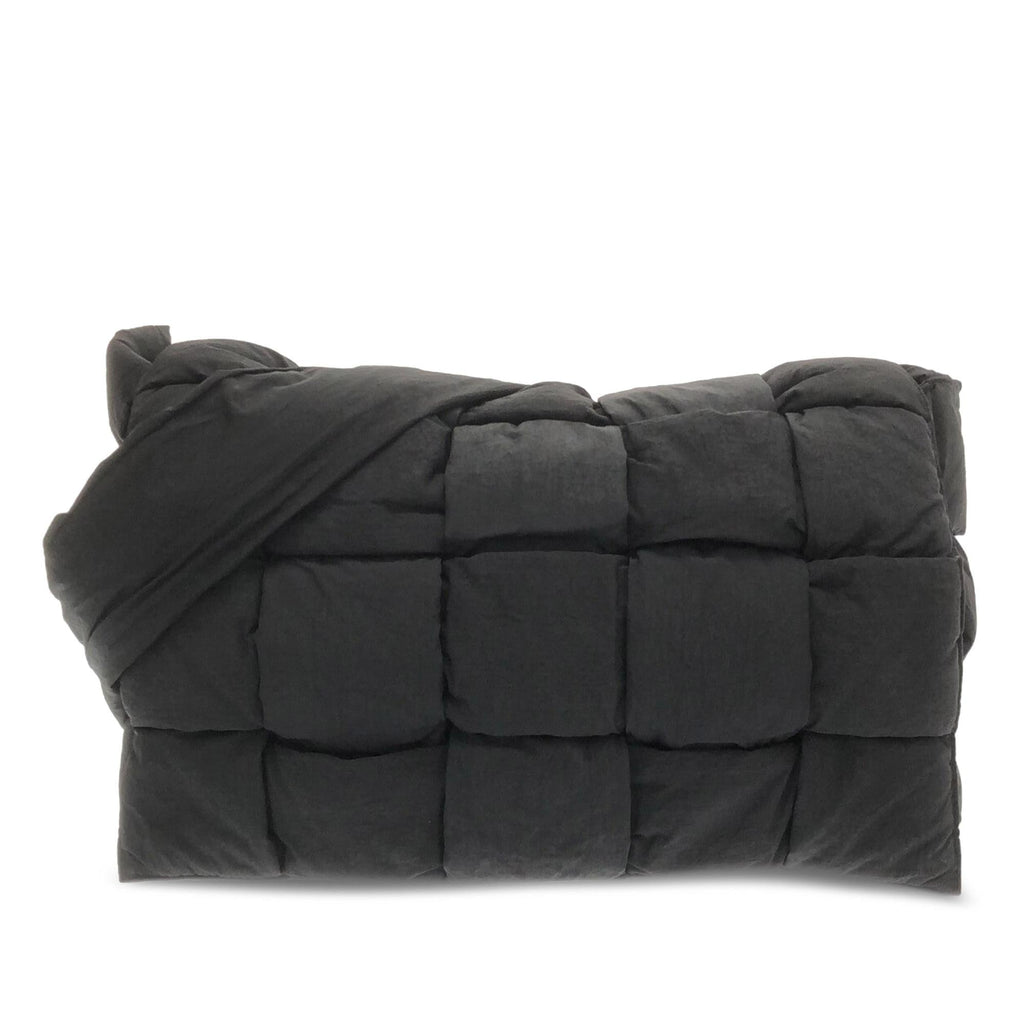 Bottega Veneta Maxi Intrecciato Padded Tech Cassette (SHG-s65SGg)
