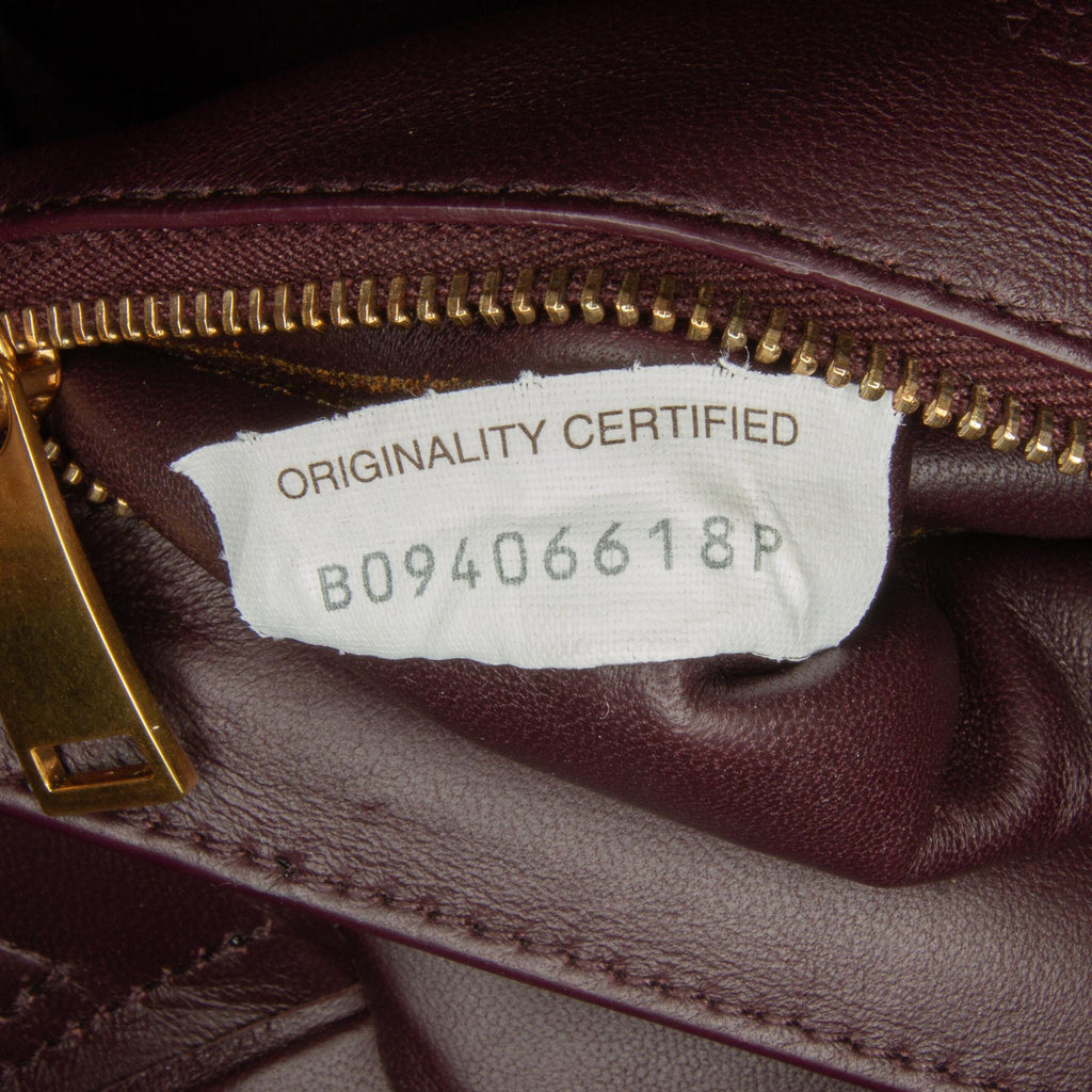 Bottega Veneta Maxi Intrecciato Padded Top Handle Bag (SHG-HVhsoo)