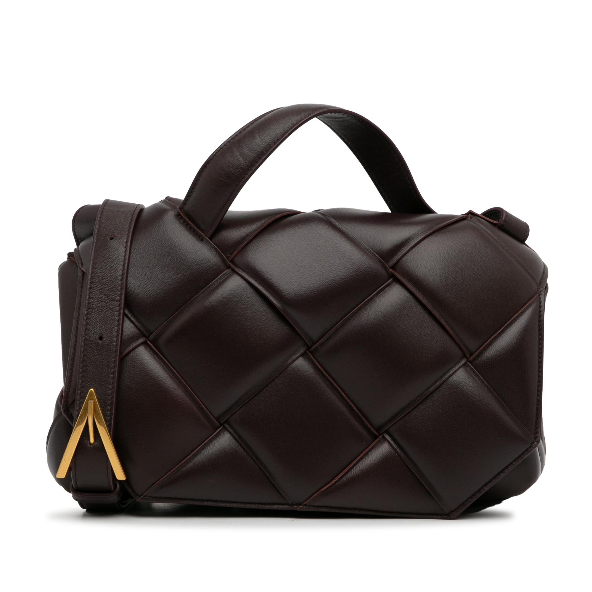Bottega Veneta Maxi Intrecciato Padded Top Handle Bag (SHG-HVhsoo)