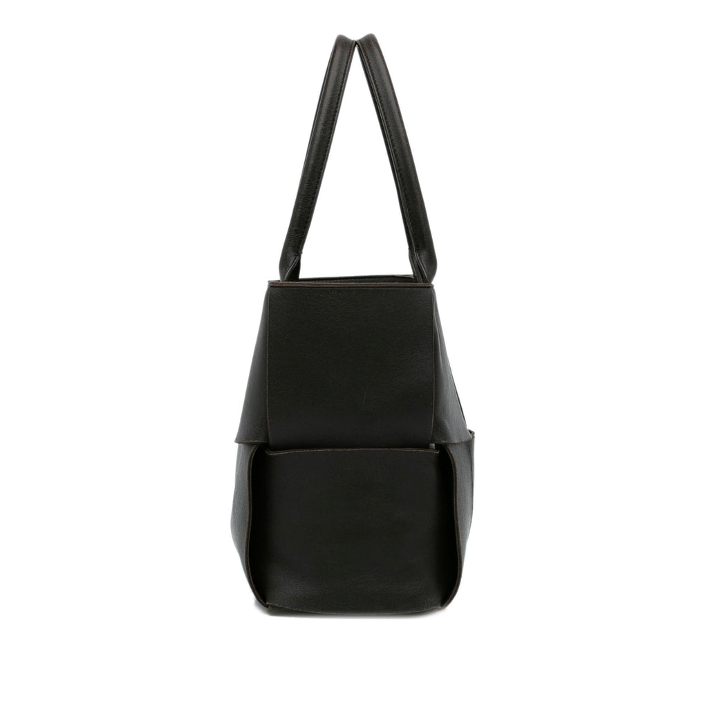 Bottega Veneta Maxi Intrecciato Small Arco Tote (SHG-hRd6If)