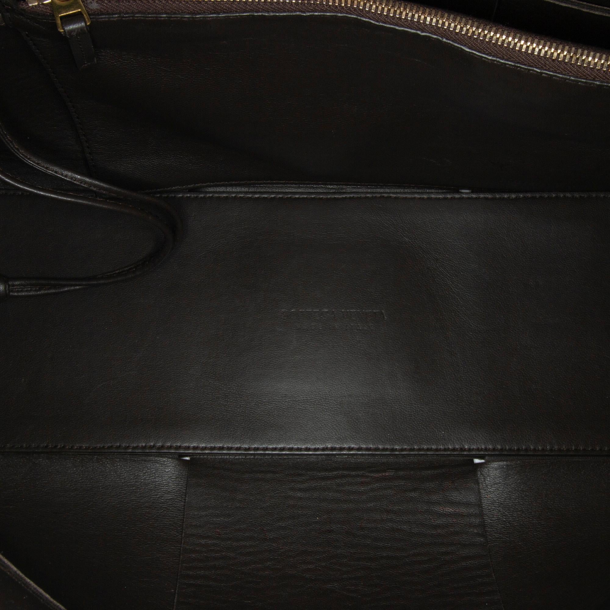 Bottega Veneta Maxi Intrecciato Small Arco Tote (SHG-hRd6If)