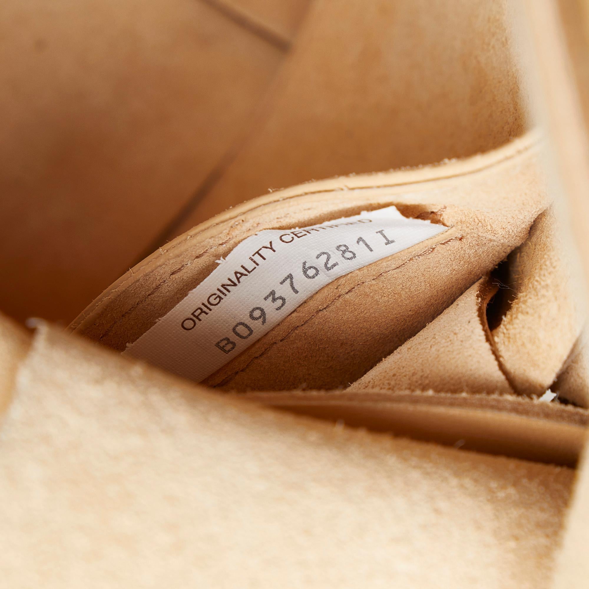 Bottega Veneta Maxi Intrecciato Small Arco Tote (SHG-bQunFk)