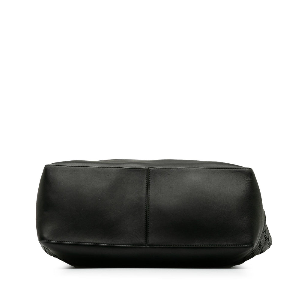 Bottega Veneta Maxi Intrecciato Tote Bag (SHG-E6I3K3)