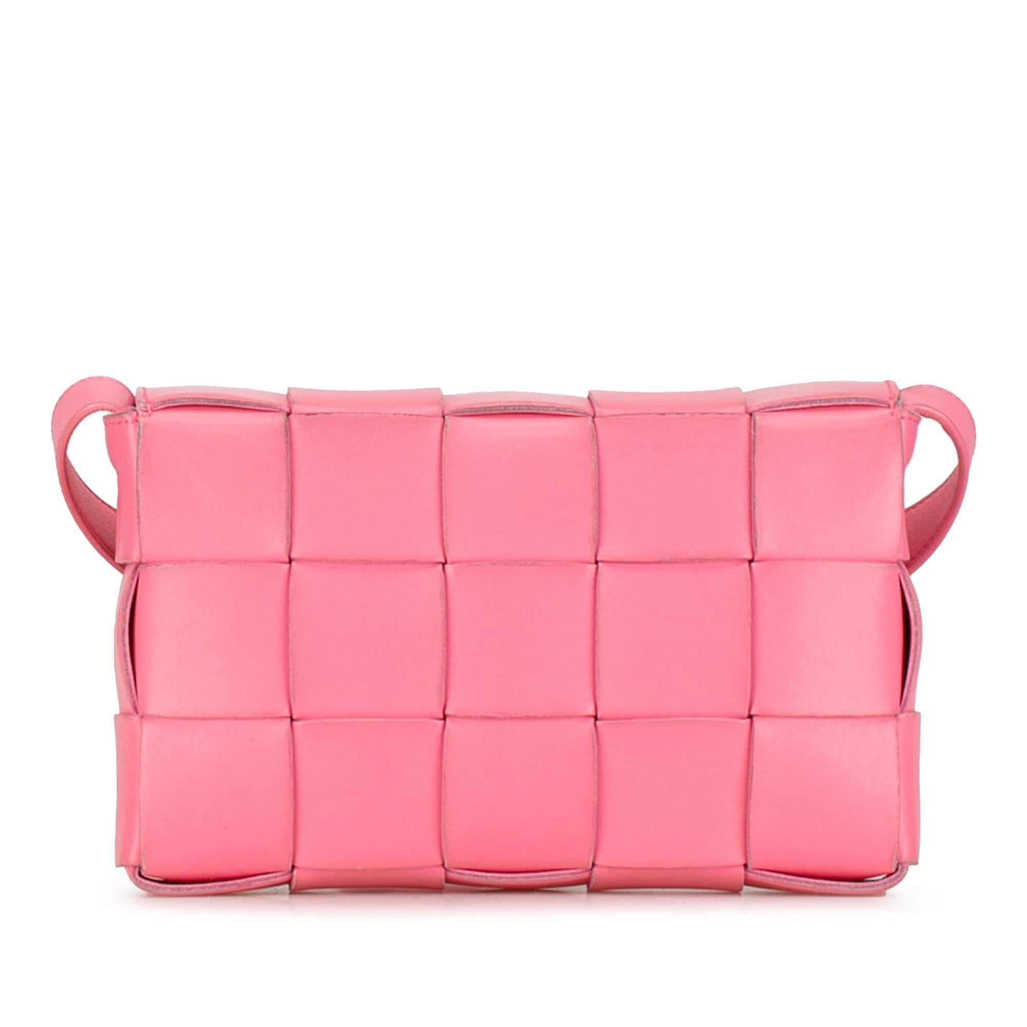 Bottega Veneta Maxi Lambskin Intrecciato Cassette Crossbody (SHG-4fFL6n)