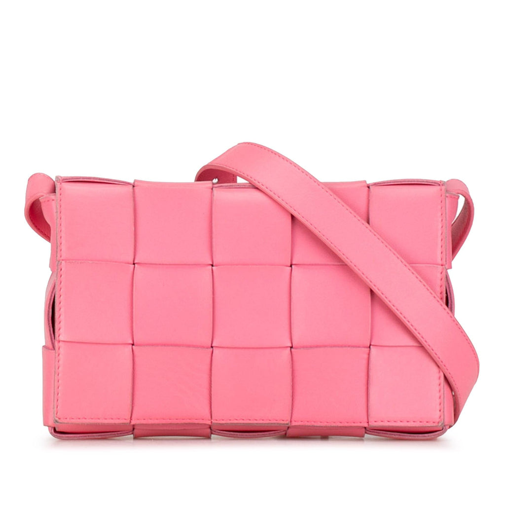 Bottega Veneta Maxi Lambskin Intrecciato Cassette Crossbody (SHG-4fFL6n)