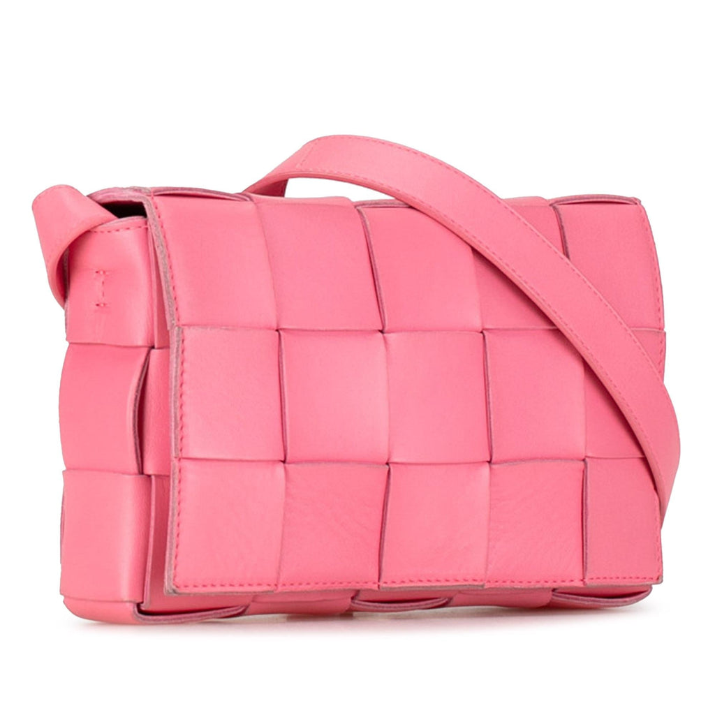 Bottega Veneta Maxi Lambskin Intrecciato Cassette Crossbody (SHG-4fFL6n)
