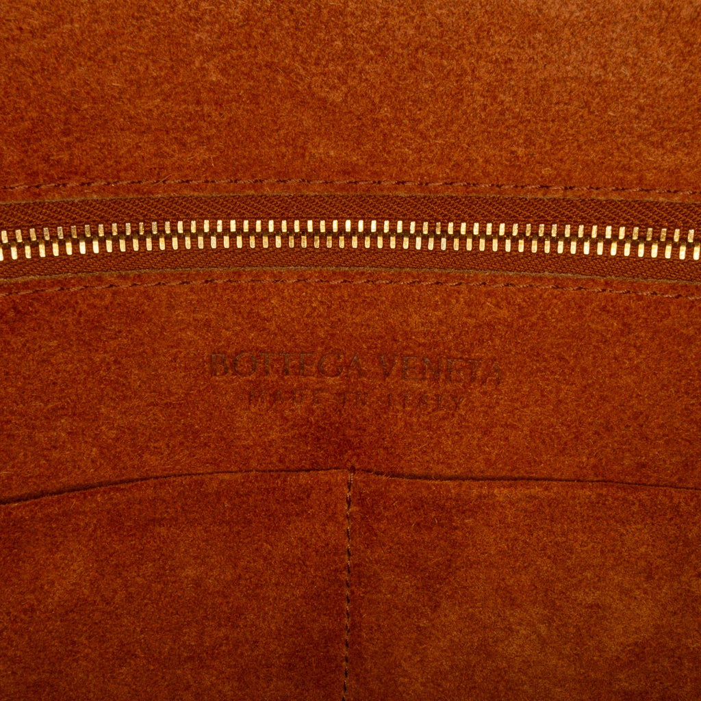 Bottega Veneta Medium Arco (SHG-cFRqNH)