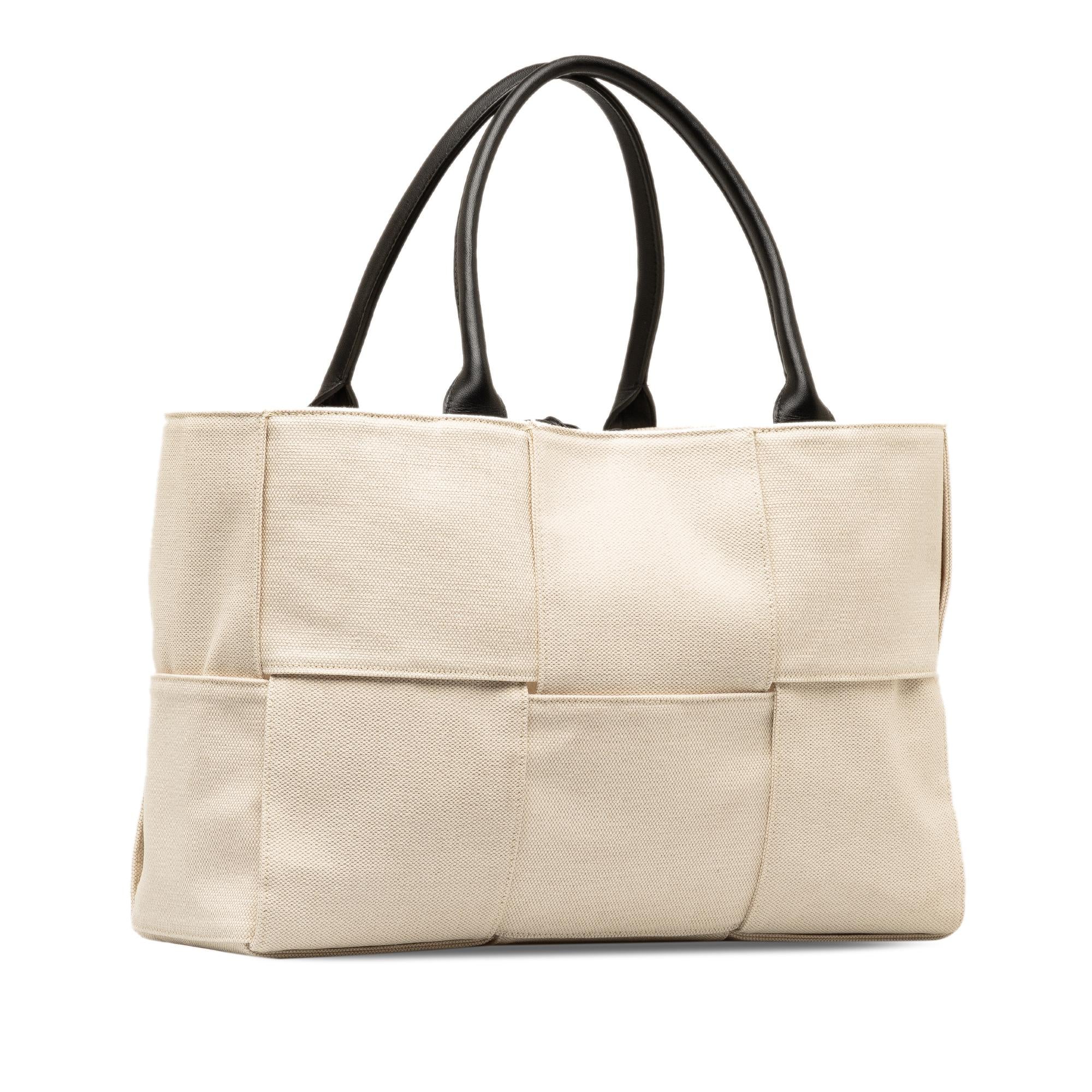 Bottega Veneta Medium Canvas Intrecciato Arco Tote (SHG-REo8Rt)