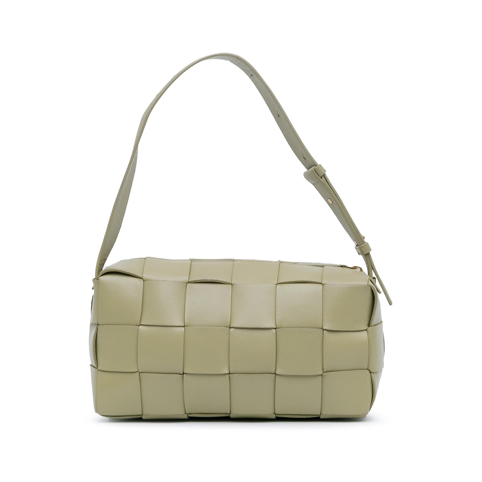 Bottega Veneta Medium Intrecciato Brick Cassette (SHG-vxs423)