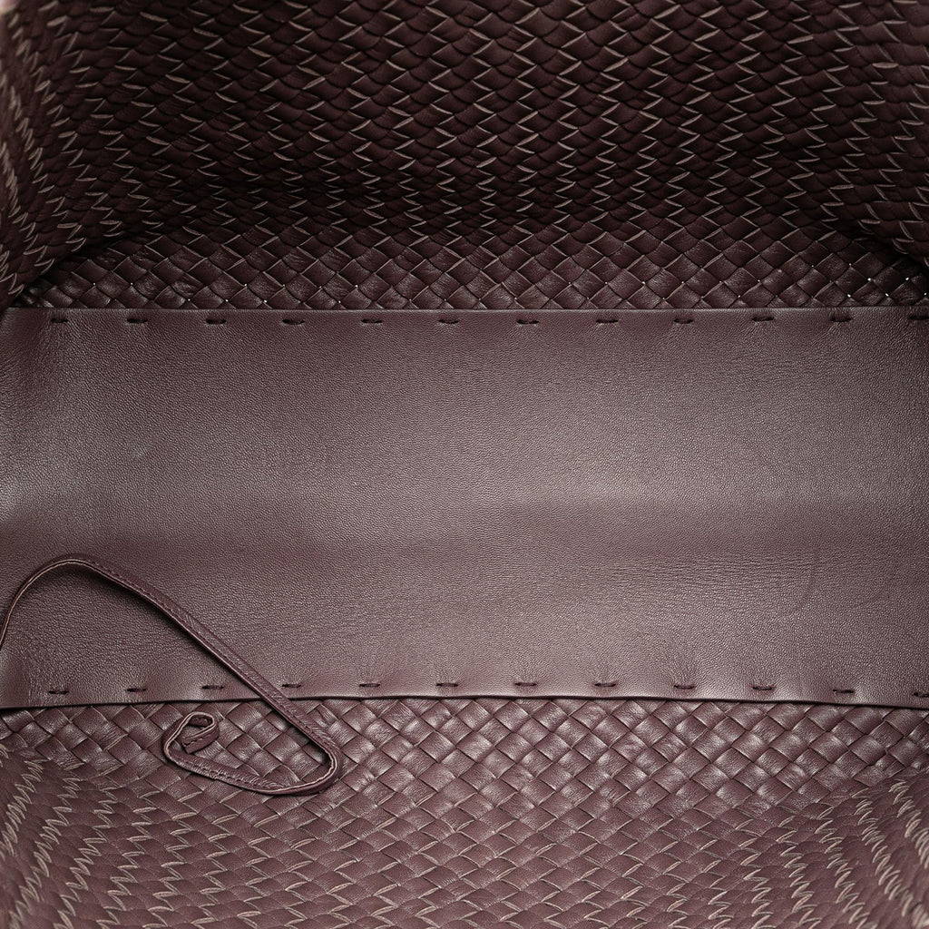 Bottega Veneta Medium Intrecciato Cabat Tote (SHG-p5pUAp)