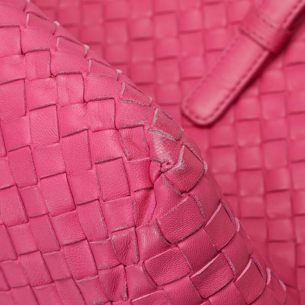 Bottega Veneta Medium Intrecciato Cesta (SHG-2ple4x)