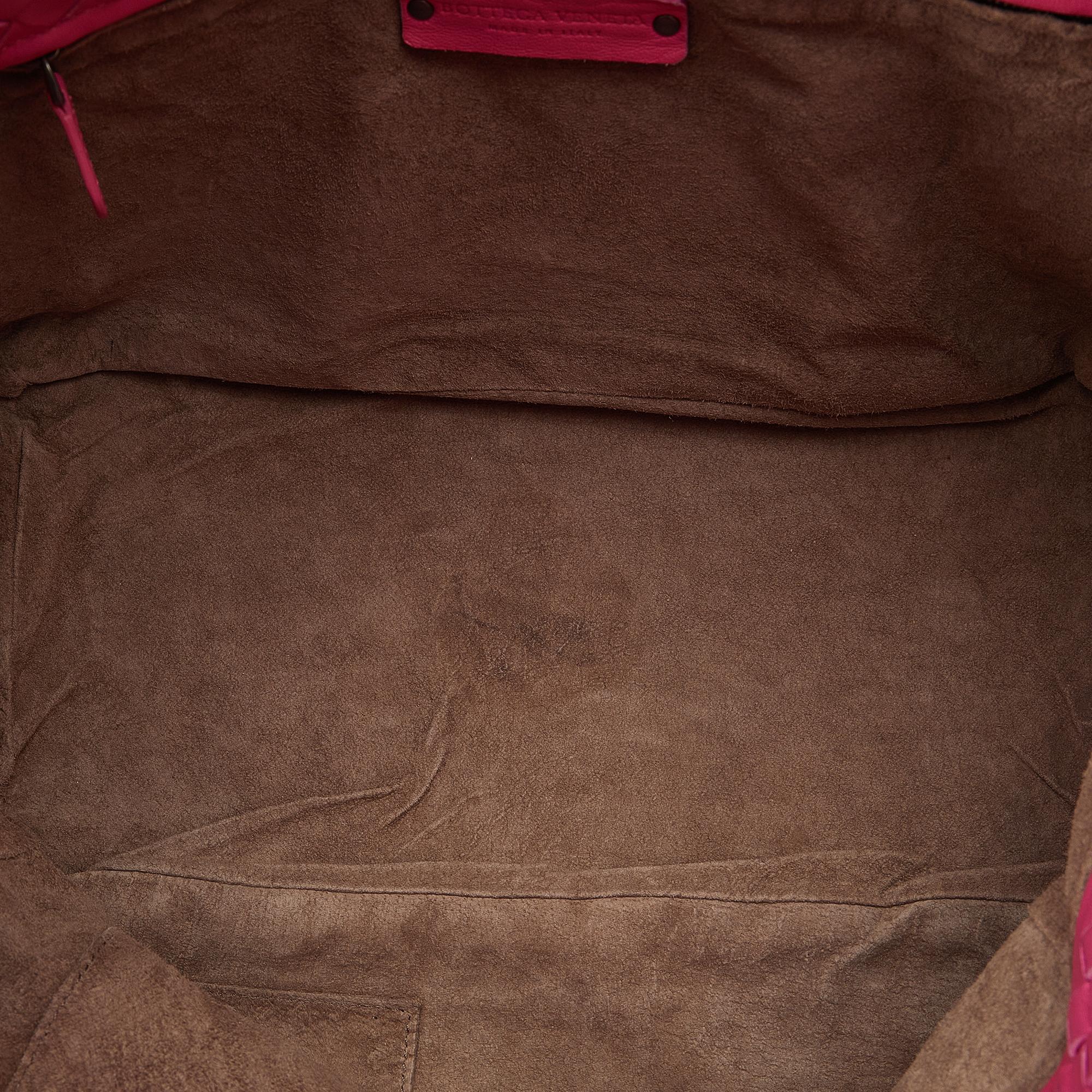 Bottega Veneta Medium Intrecciato Cesta (SHG-2ple4x)