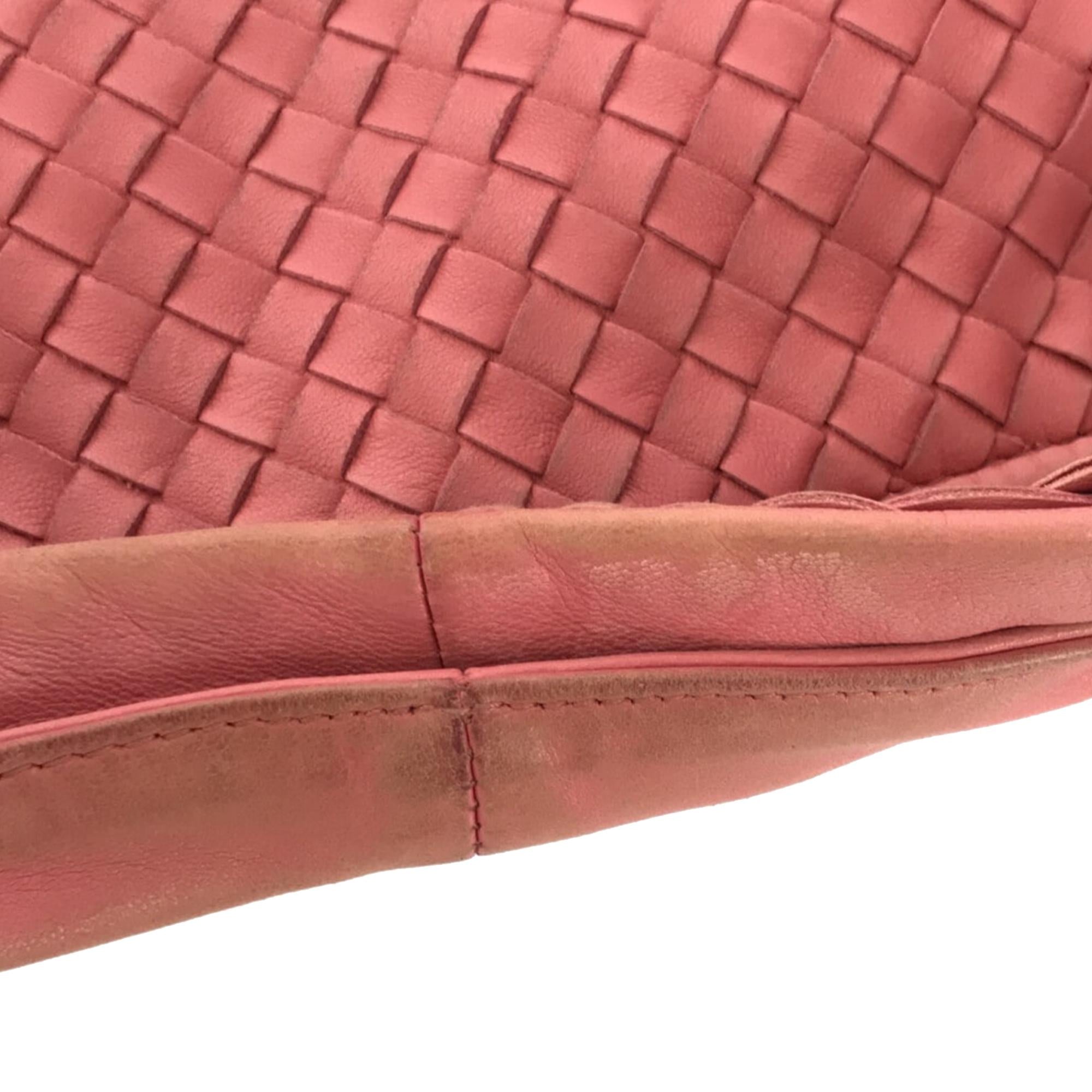 Bottega Veneta Medium Intrecciato Hobo (SHG-7SnBv7)