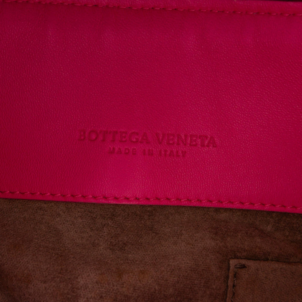 Bottega Veneta Medium Intrecciato Olimpia Shoulder Bag (SHG-RvNcA6)