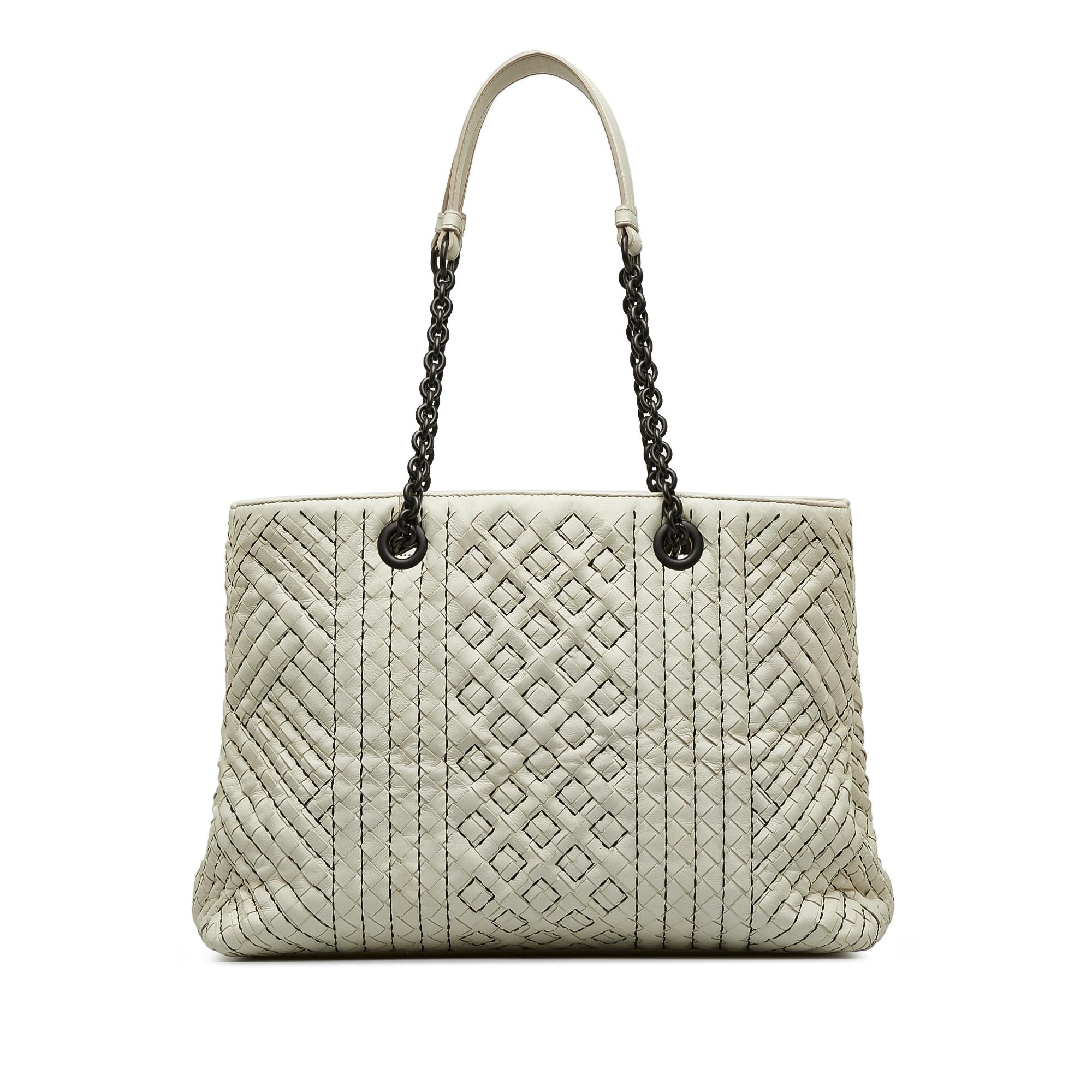 Bottega Veneta Medium Intrecciato Stitched Double Chain Tote (SHG-lAoFji)