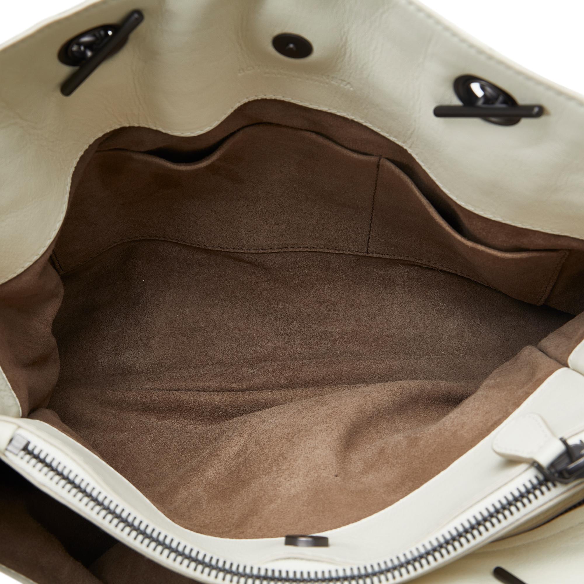 Bottega Veneta Medium Intrecciato Stitched Double Chain Tote (SHG-lAoFji)