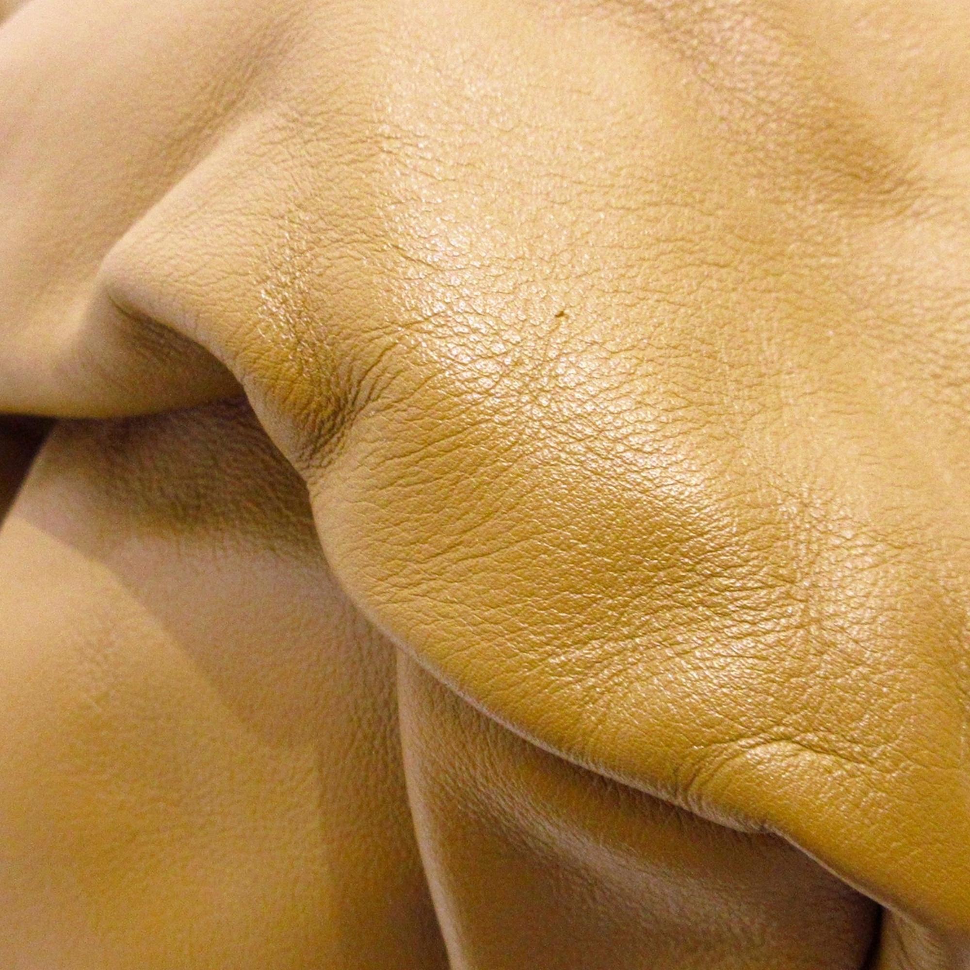 Bottega Veneta Medium The Shoulder Pouch (SHG-s2Hb5d)