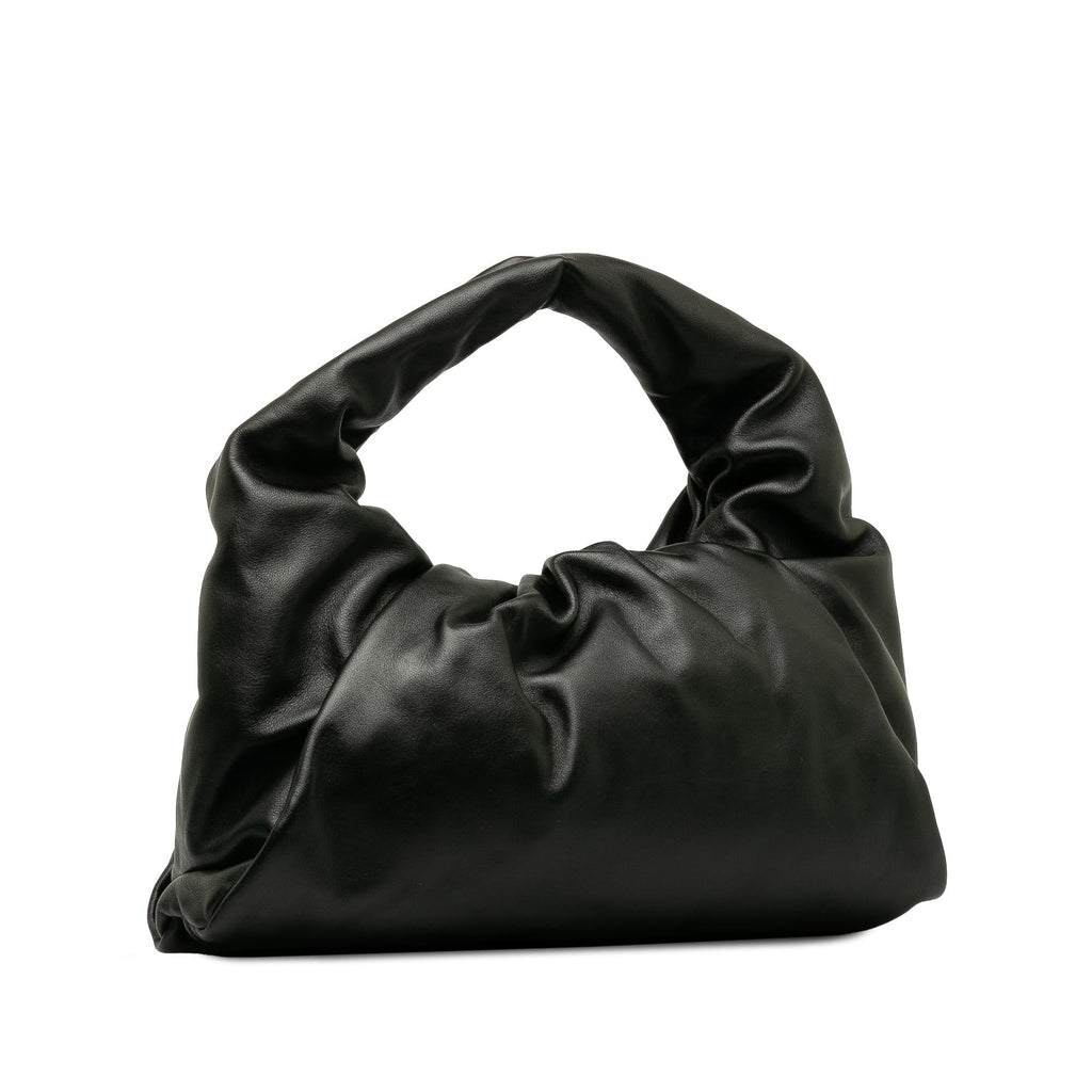 Bottega Veneta Medium The Shoulder Pouch (SHG-OZyB9A)