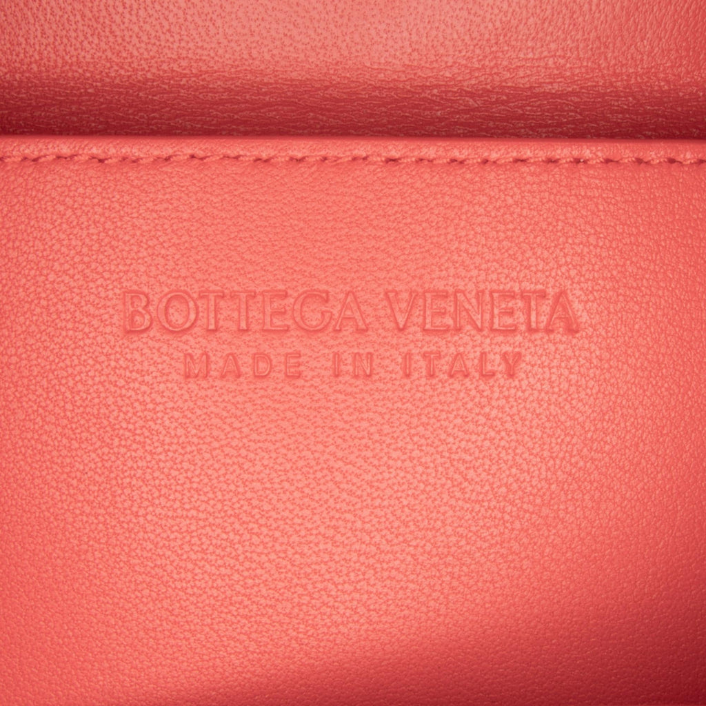 Bottega Veneta Mini BV Classic Crossbody (SHG-af0j4l)