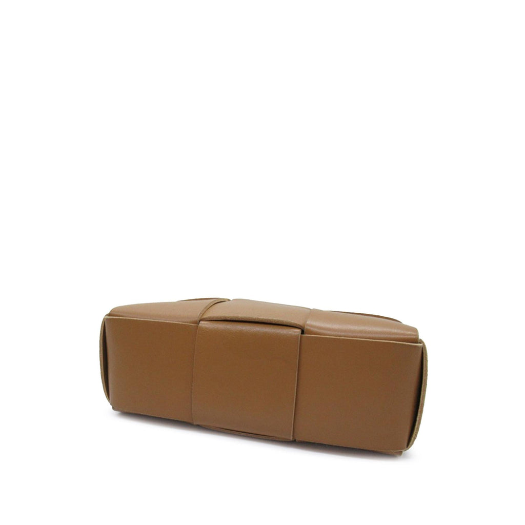 Bottega Veneta Mini Intrecciato Arco Tote (SHG-Bf11oS)