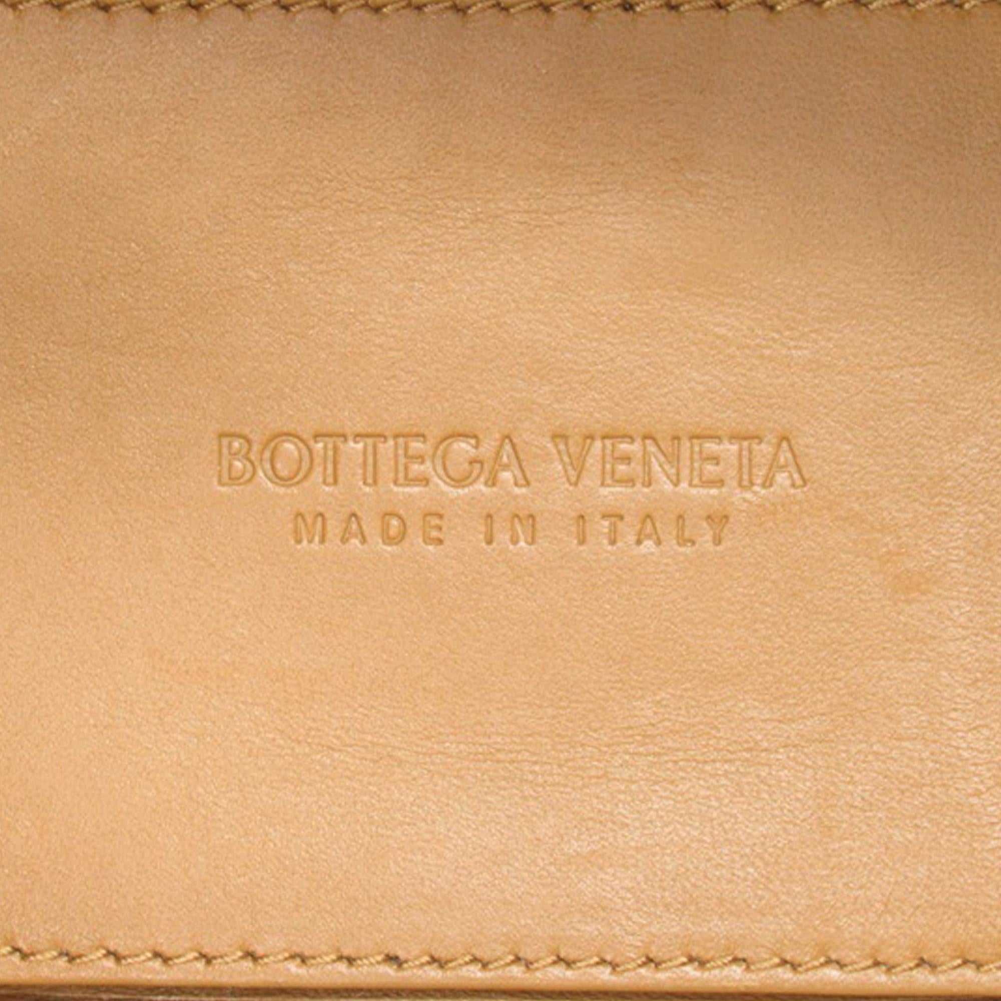 Bottega Veneta Mini Intrecciato Arco Tote (SHG-Bf11oS)