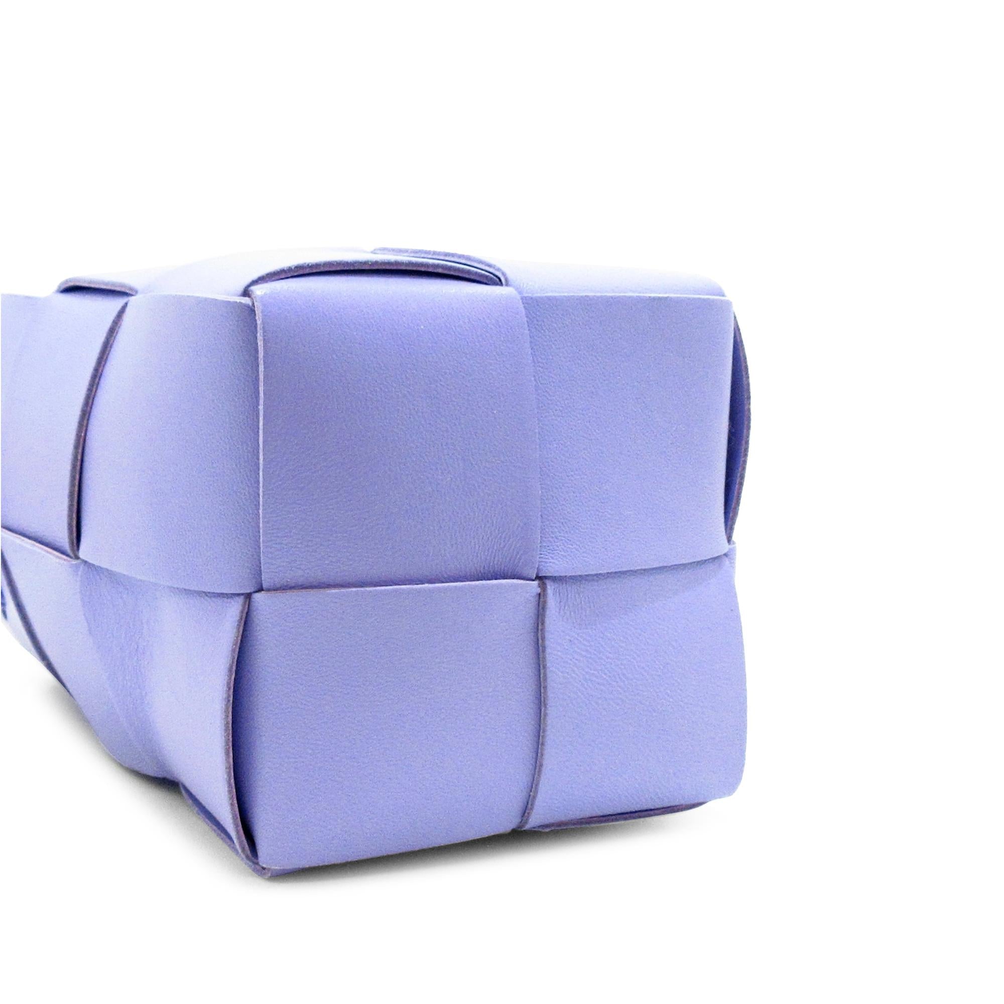 Bottega Veneta Mini Intrecciato Cassette Bucket Bag (SHG-fyEcAT)