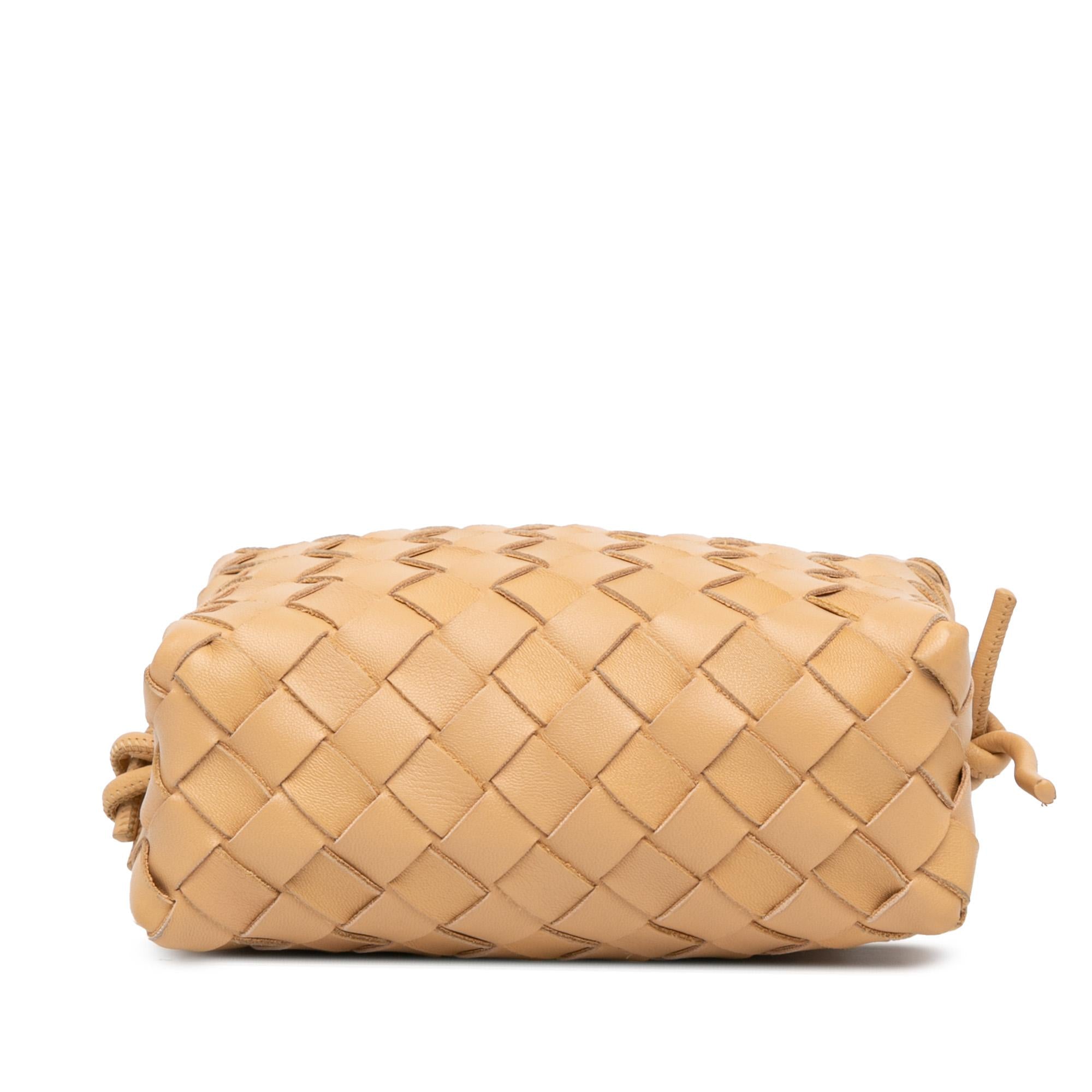Bottega Veneta Mini Intrecciato Loop (SHG-pKm25I)
