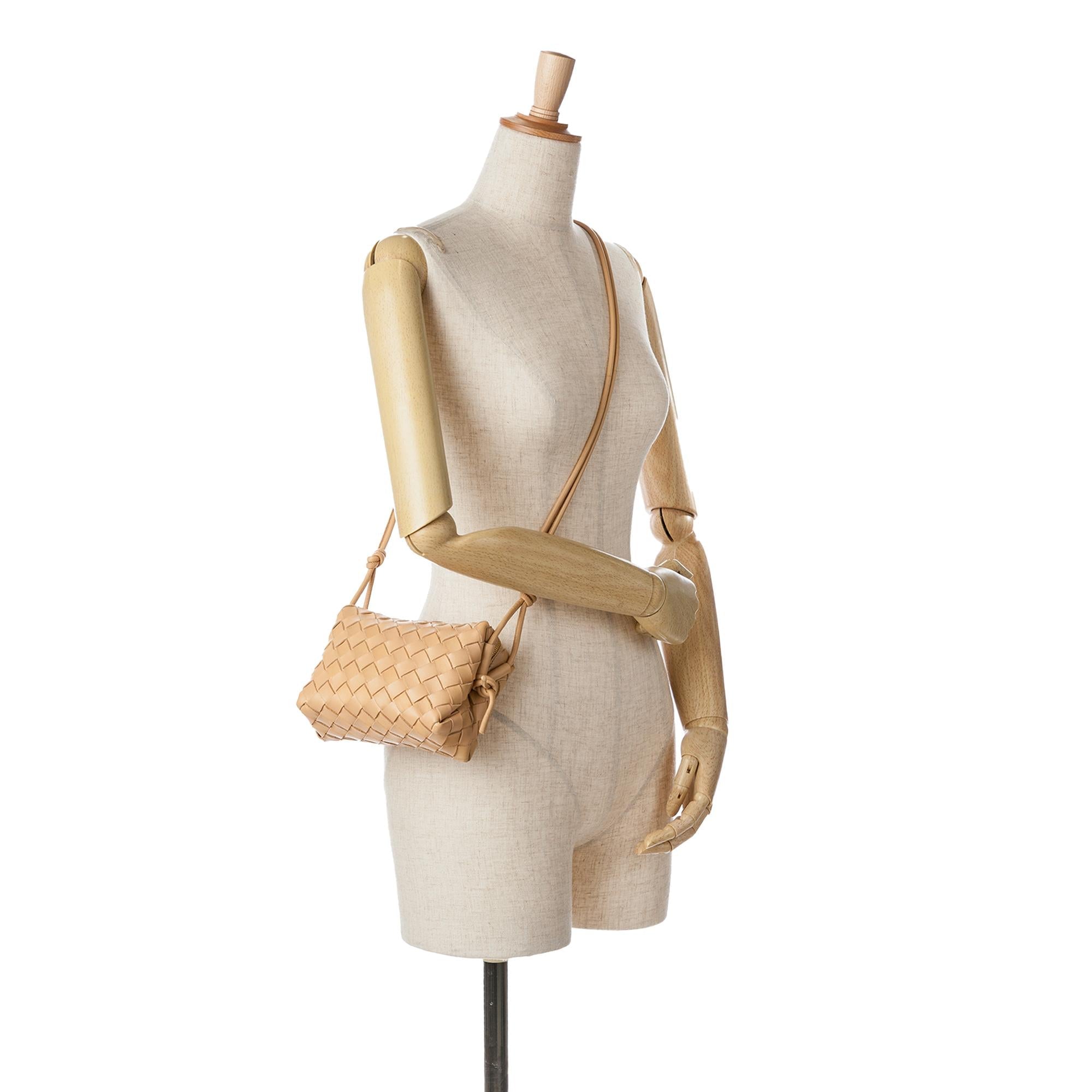 Bottega Veneta Mini Intrecciato Loop (SHG-pKm25I)