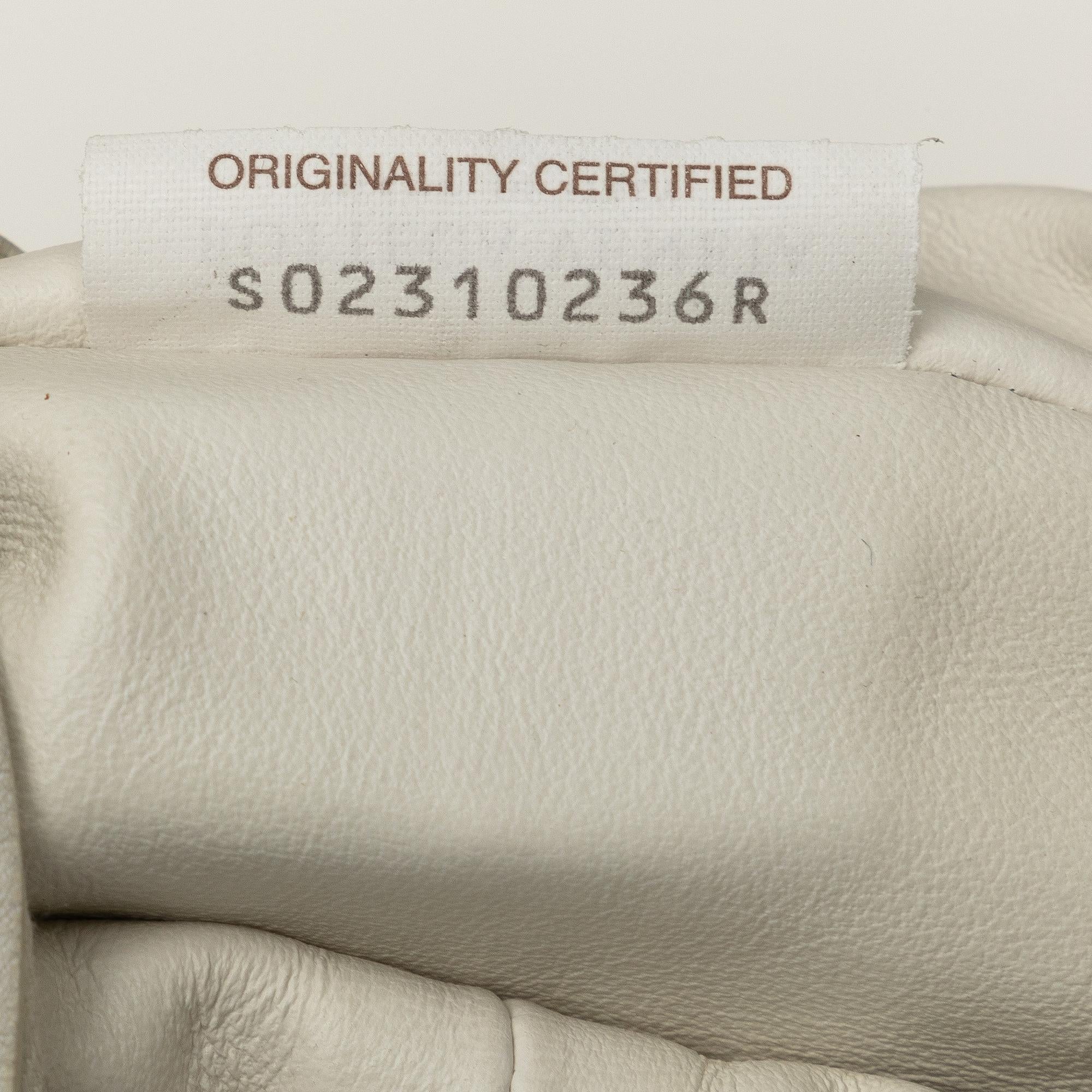 Bottega Veneta Mini Lambskin Double Knot Bag (SHG-RYDSLF)