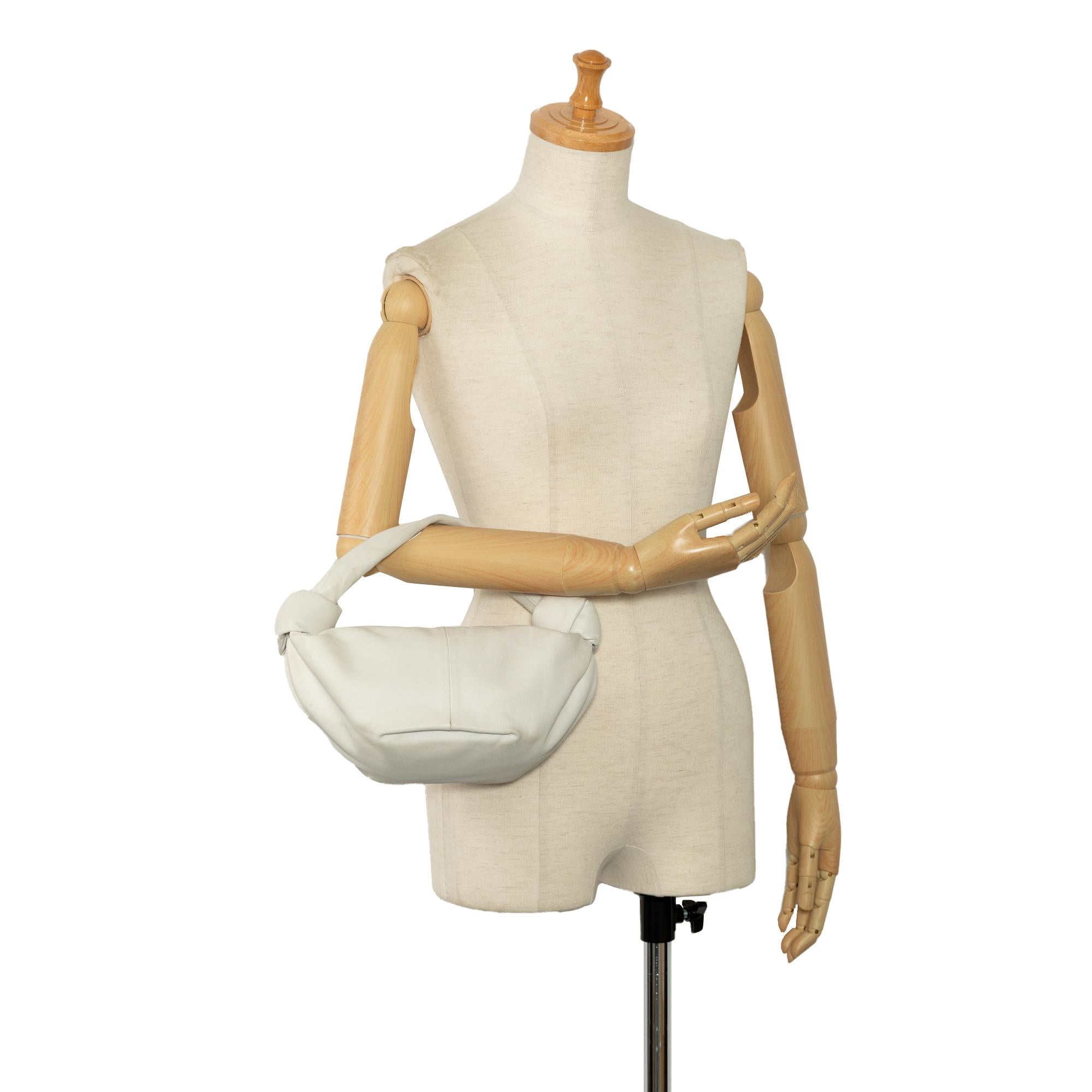 Bottega Veneta Mini Lambskin Double Knot Bag (SHG-RYDSLF)