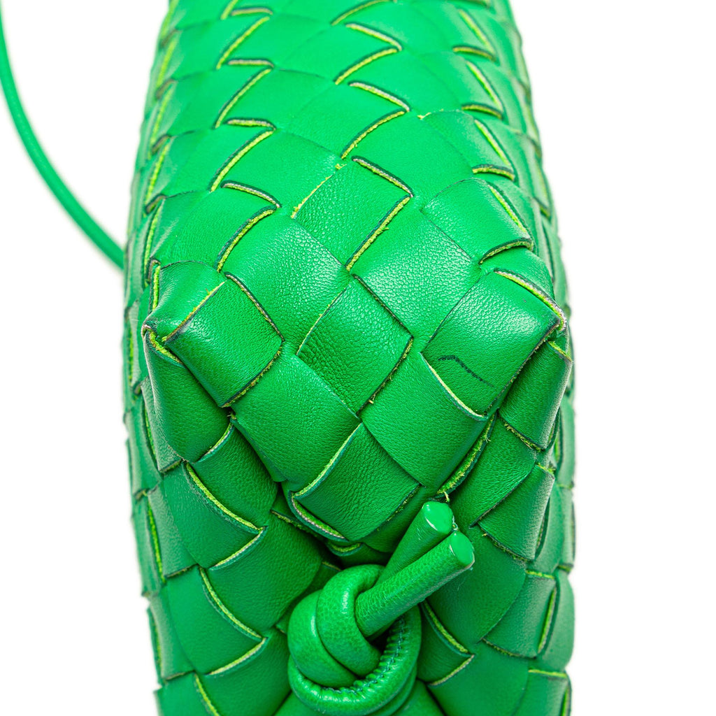 Bottega Veneta Mini Nappa Intrecciato Loop Camera Bag (SHG-AfYRE9)