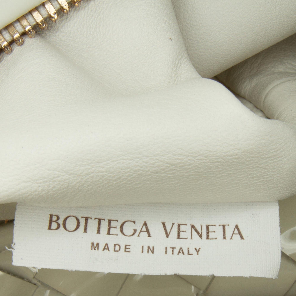 Bottega Veneta Mini Patent Intrecciato Jodie (SHG-ahL82g)