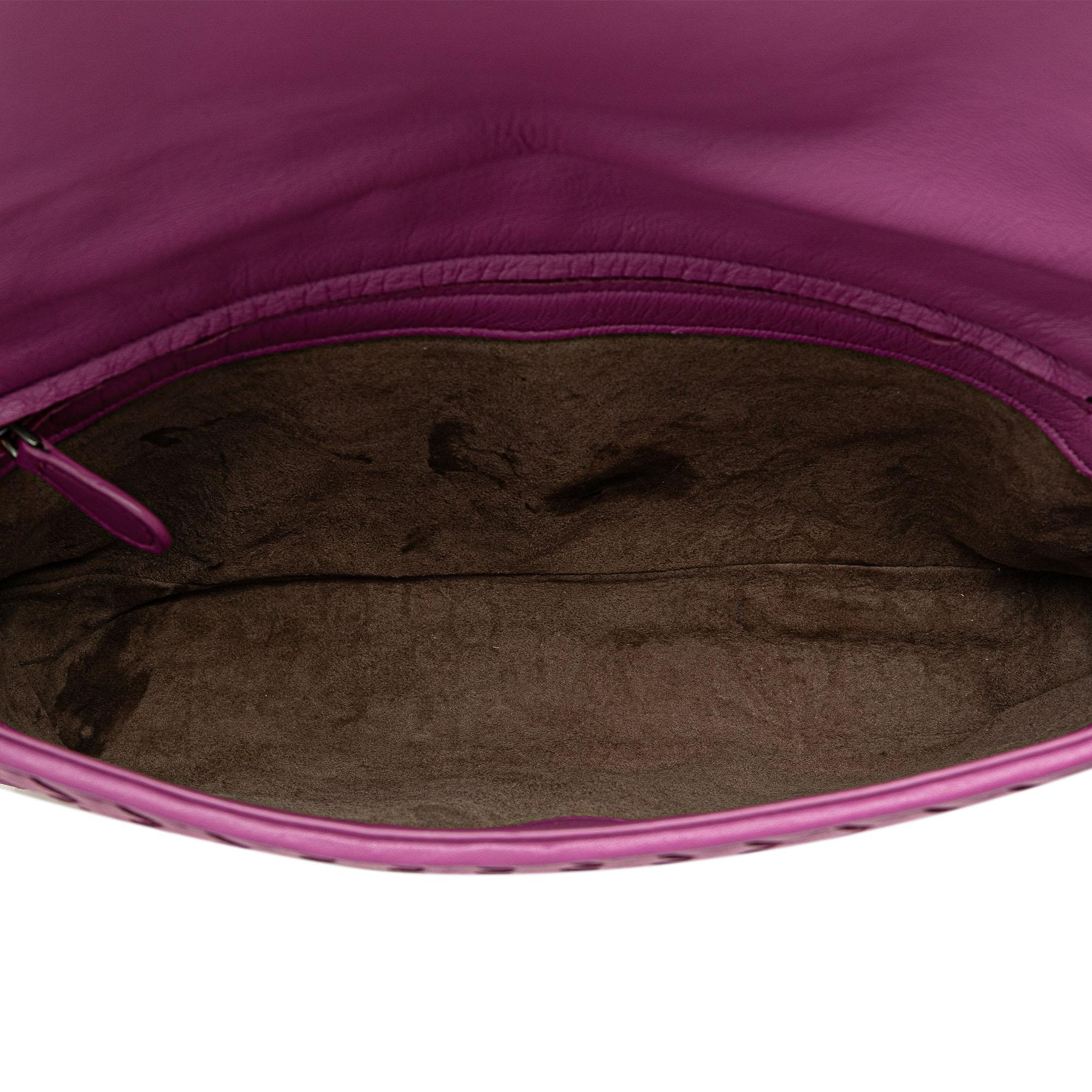 Bottega Veneta Nappa Intrecciato Dahlia Clutch Crossbody (SHG-6QbKxN)