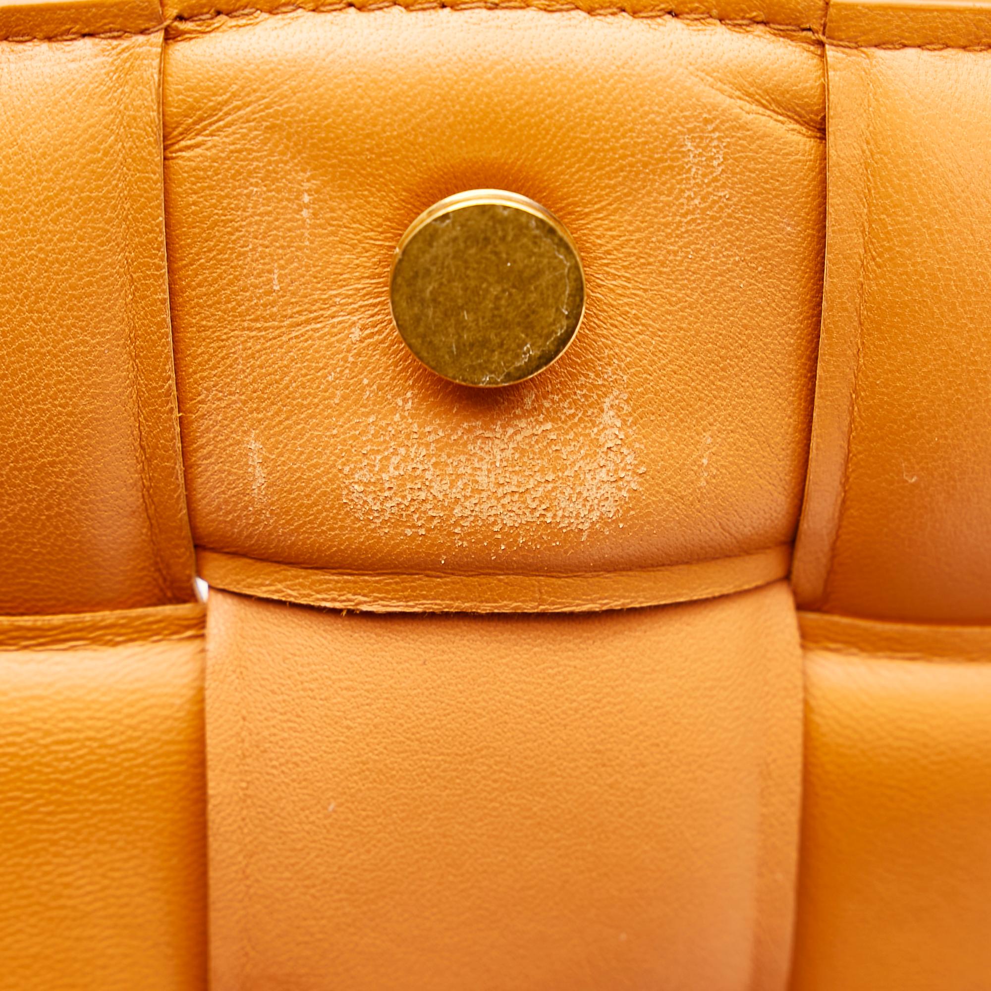 Bottega Veneta Padded Cassette Chain Satchel (SHG-dGPQaQ)