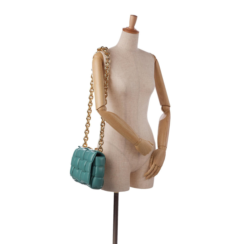 Bottega Veneta Padded Cassette Chain (SHG-BjIOq9)