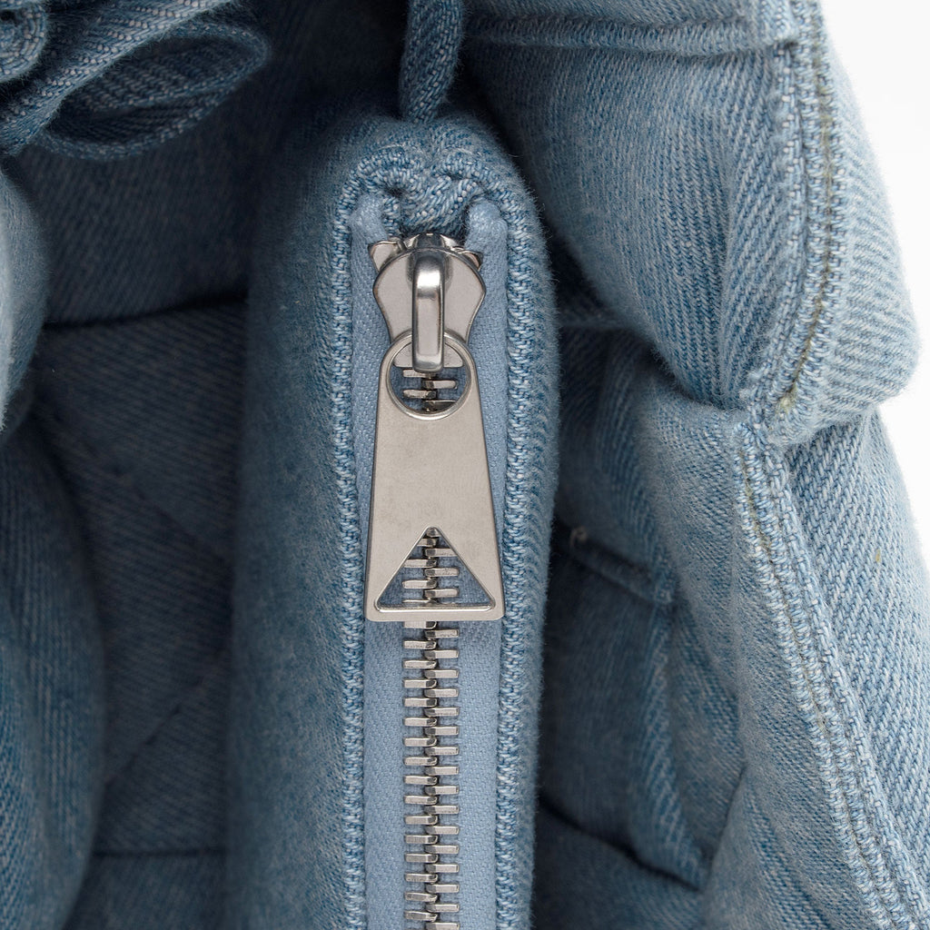 Bottega Veneta Padded Denim Cassette Shoulder Bag (SHF-Py6v0Q)