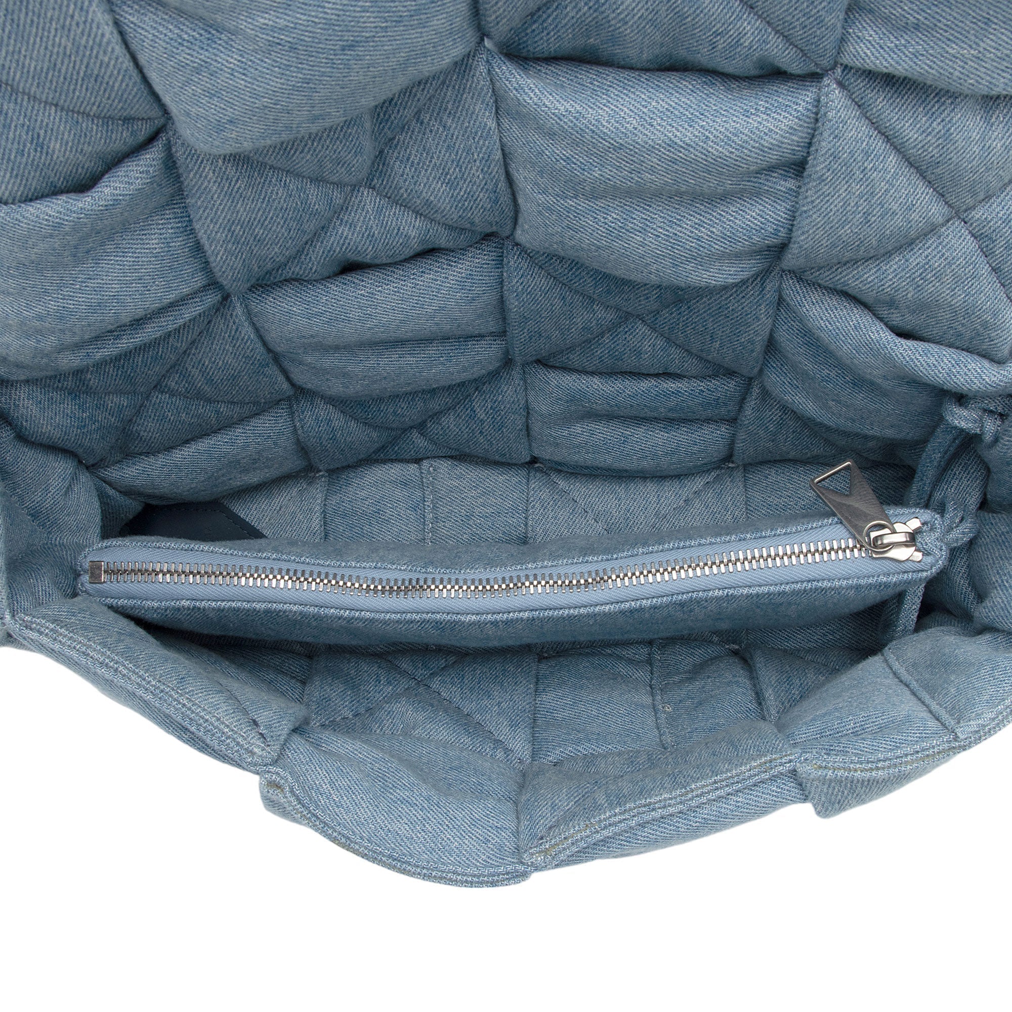Bottega Veneta Padded Denim Cassette Shoulder Bag (SHF-Py6v0Q)