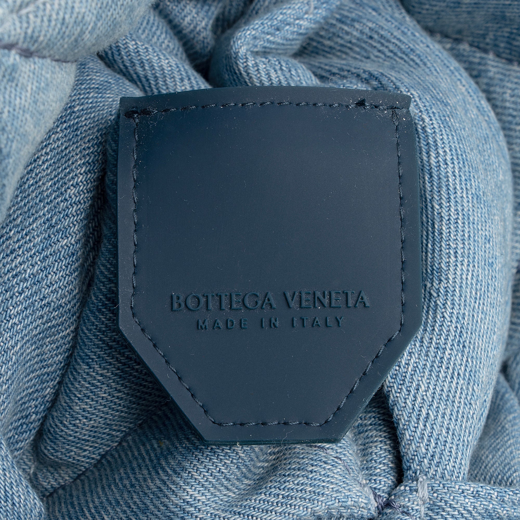 Bottega Veneta Padded Denim Cassette Shoulder Bag (SHF-Py6v0Q)
