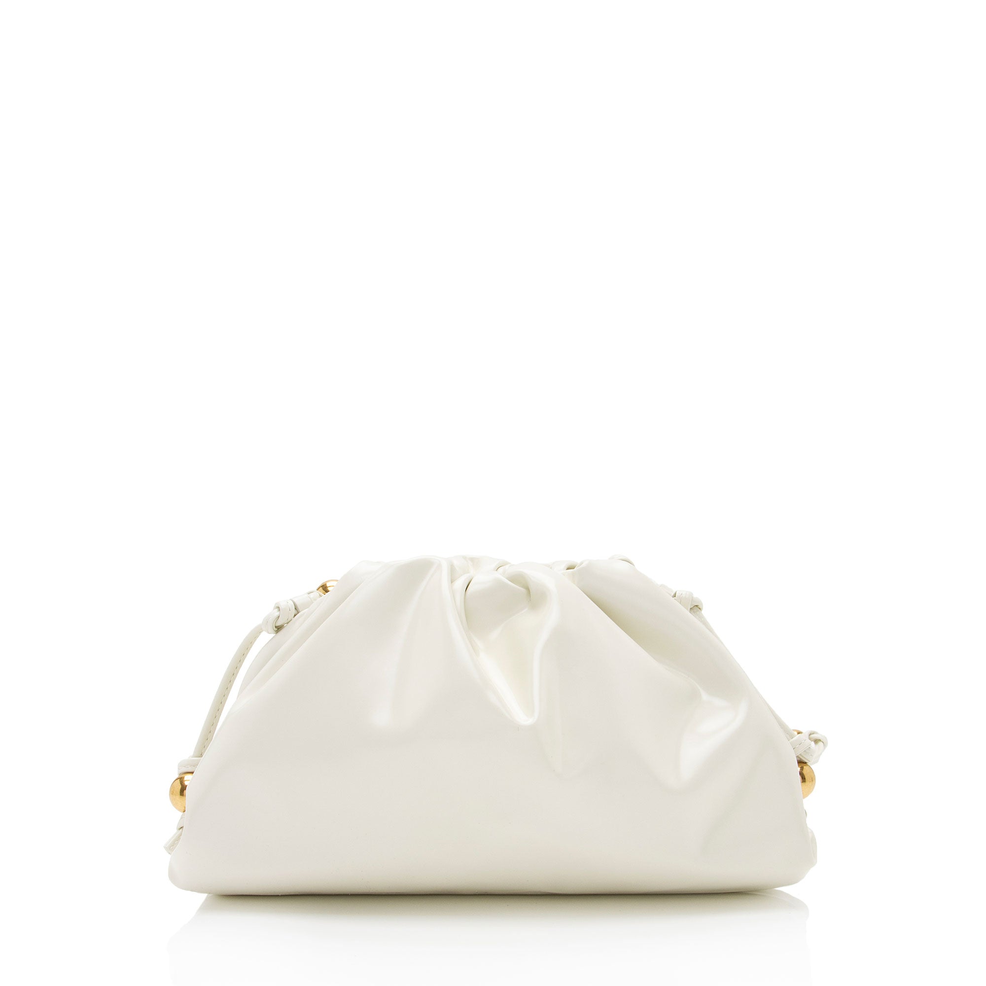 Bottega Veneta Patent Calfskin Mini Pouch (SHF-VdaaY4)