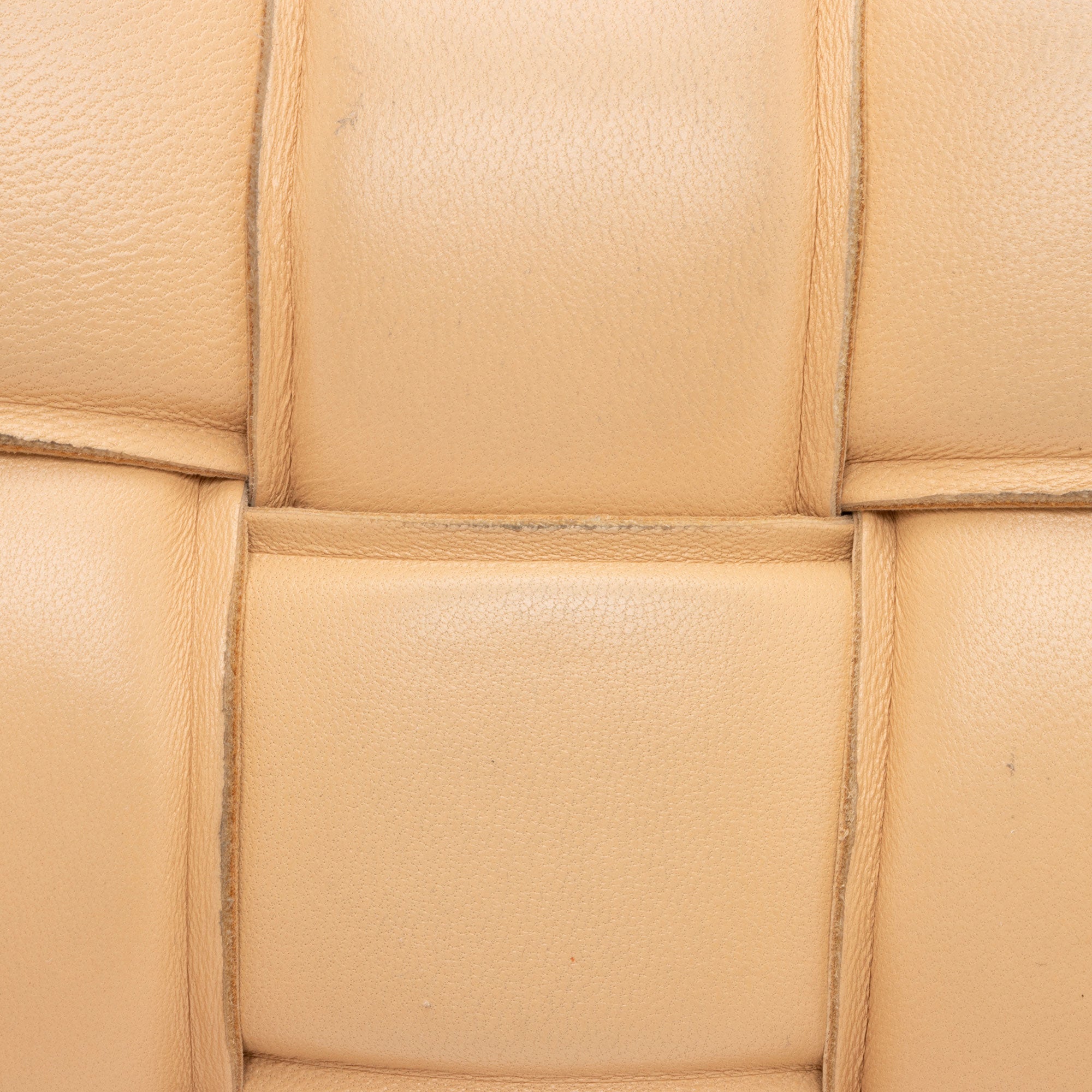 Bottega Veneta Puffed Leather Cassette Crossbody (SHF-1QQN5B)