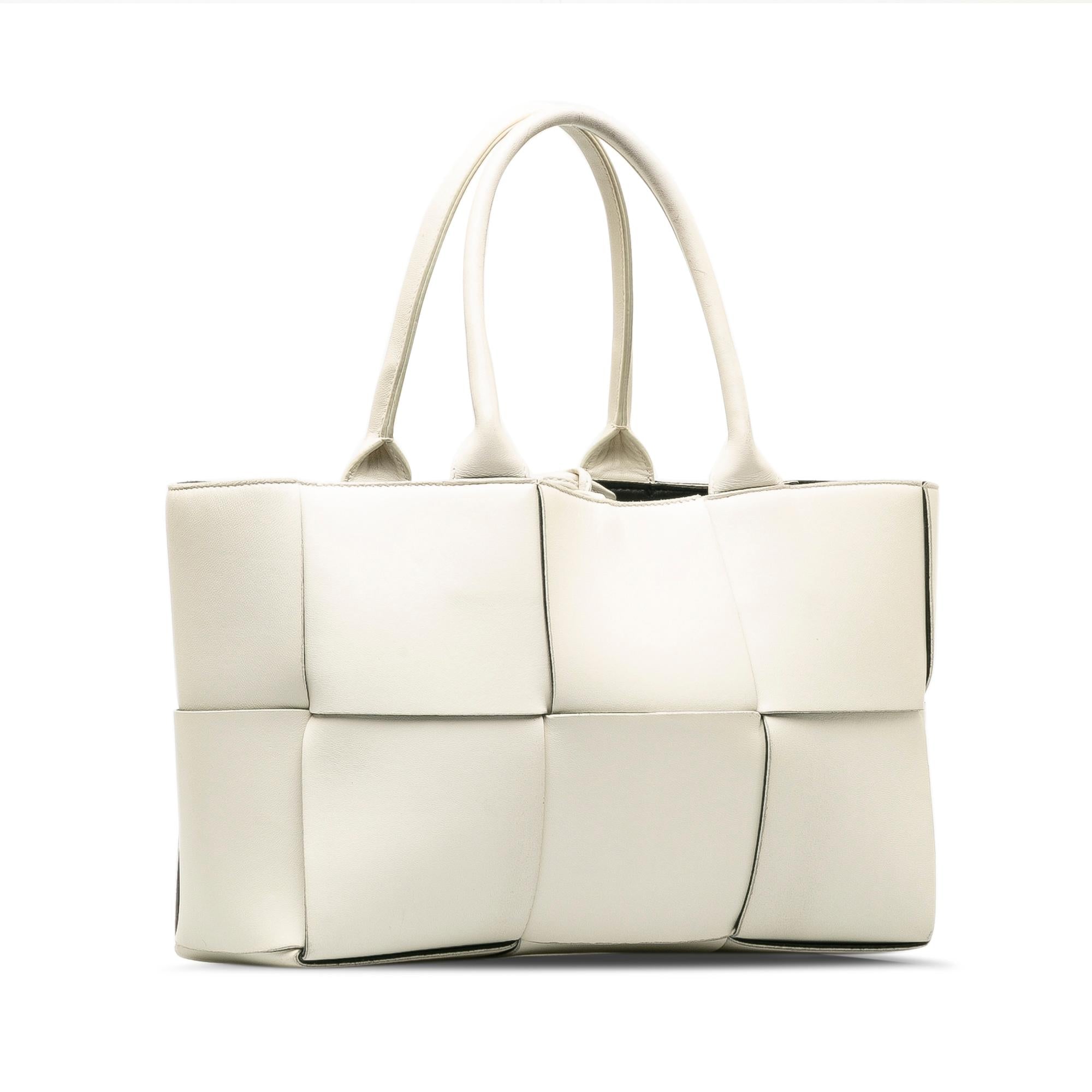 Bottega Veneta Small Arco Tote (SHG-0wy1ul)