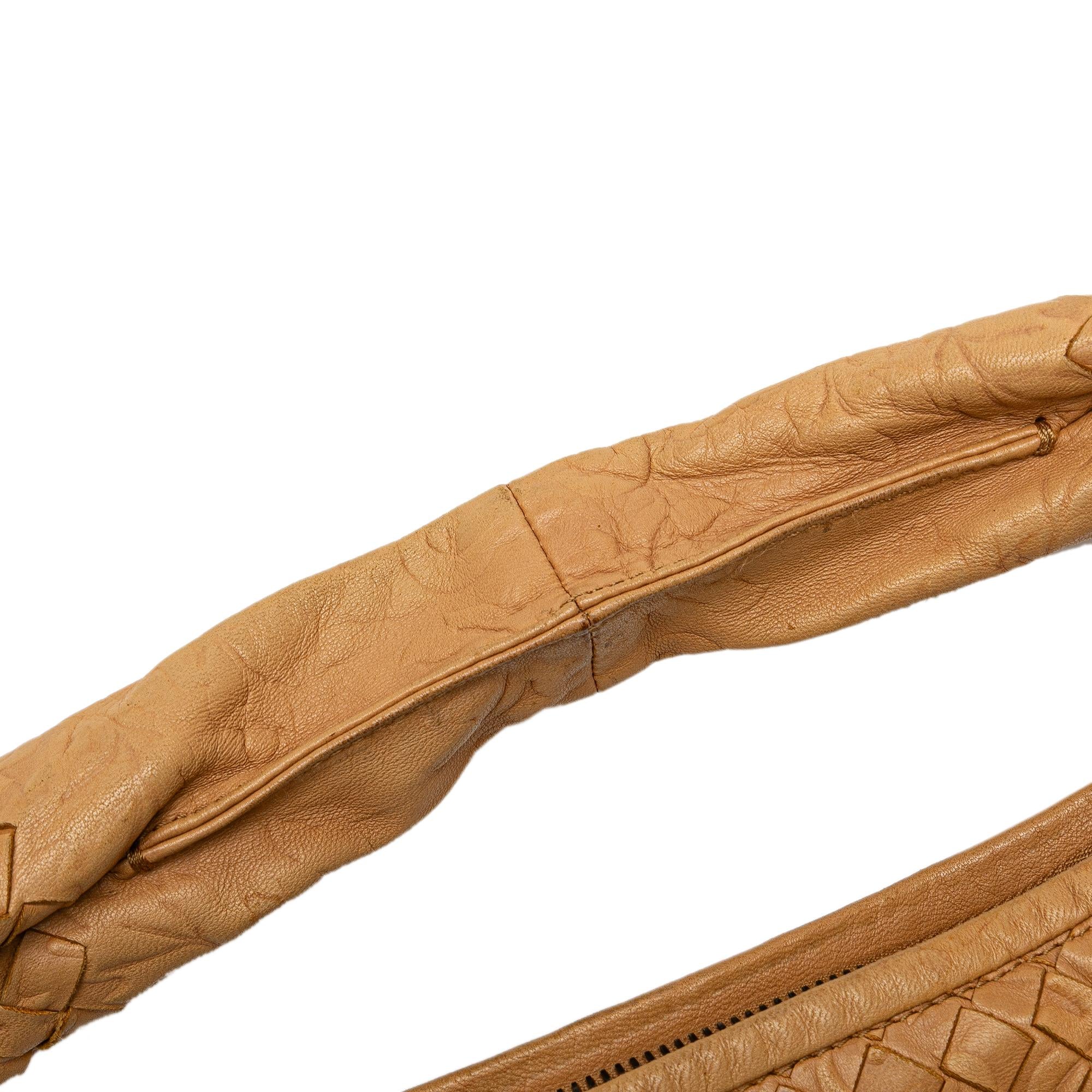 Bottega Veneta Small Embossed Nappa Intrecciato Veneta Hobo (SHG-QKUbKu)
