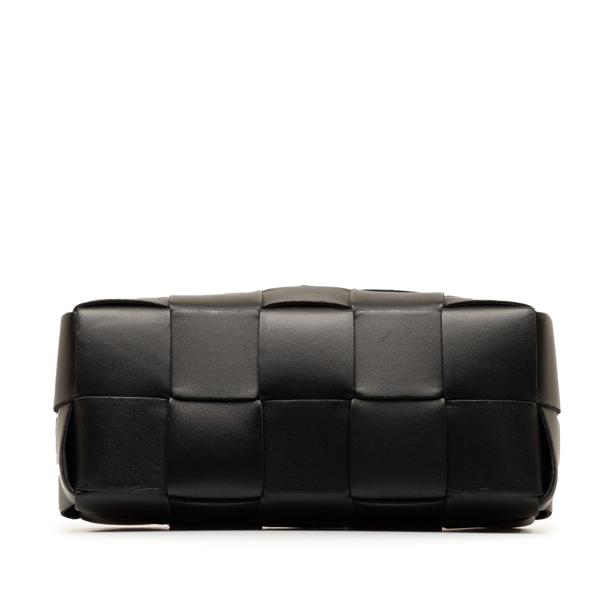 Bottega Veneta Small Intrecciato Brick Cassette (SHG-InFeXB)