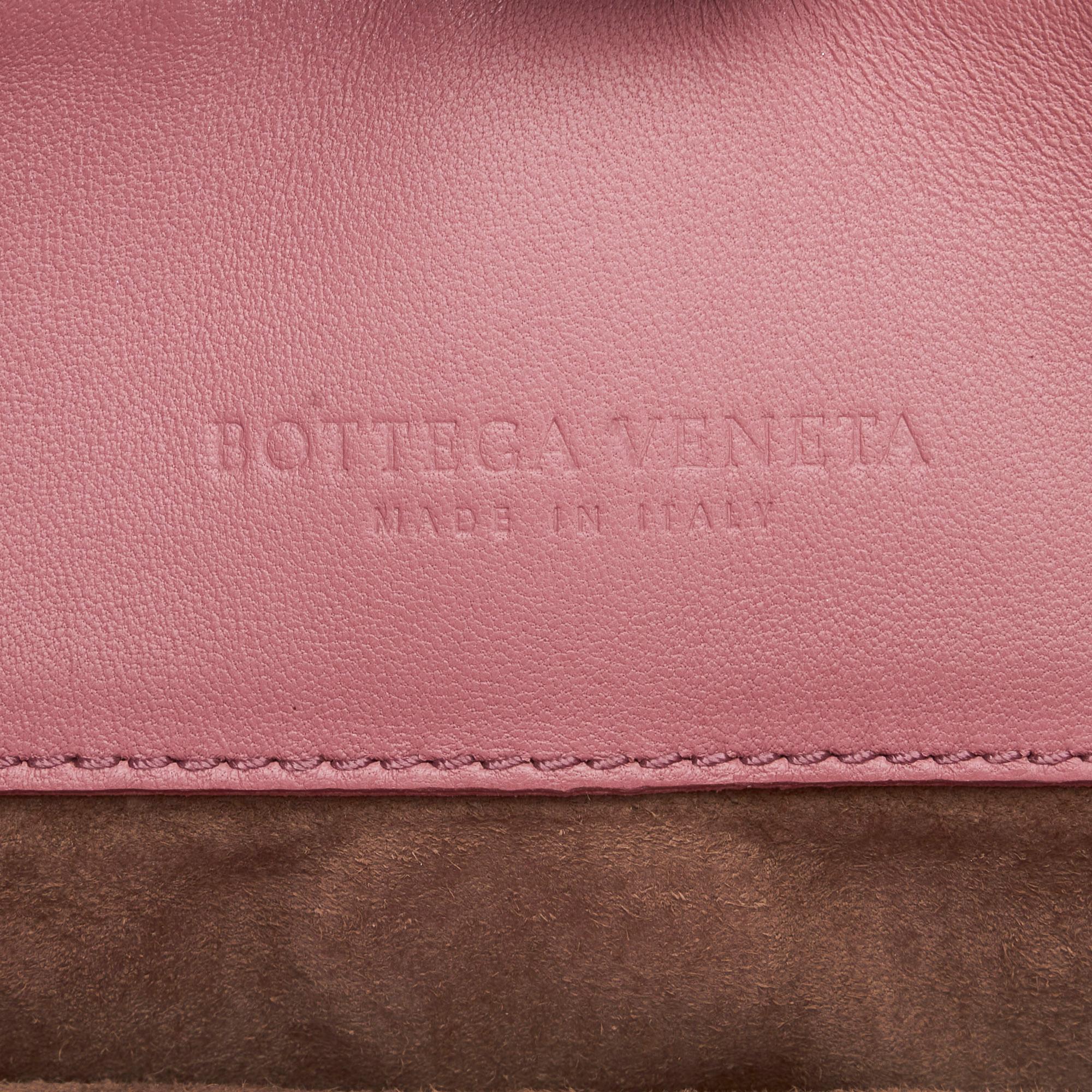Bottega Veneta Small Intrecciato Olympia Shoulder Bag (SHG-wrULzG)
