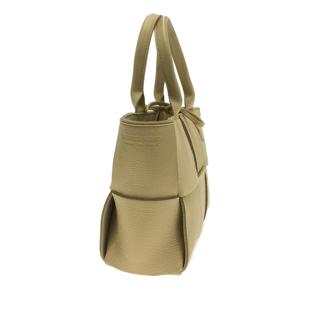 Bottega Veneta Small Maxi Intrecciato Arco Tote (SHG-Trzn18)