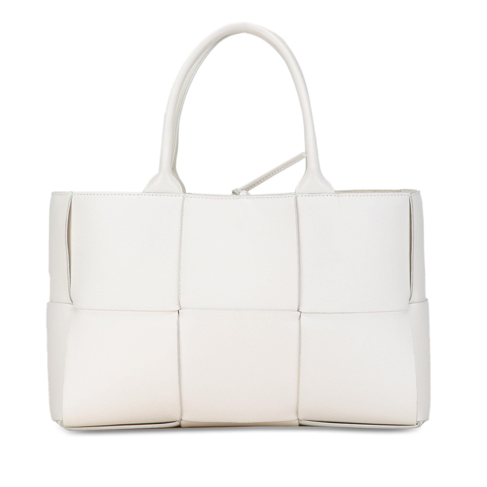 Bottega Veneta Small Maxi Intrecciato Arco Tote (SHG-qlmawG)
