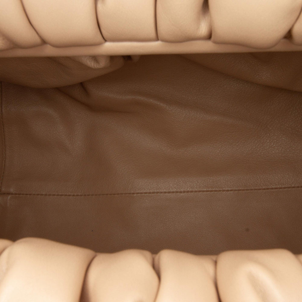 Bottega Veneta Small The Shoulder Pouch (SHG-ODXaJb)