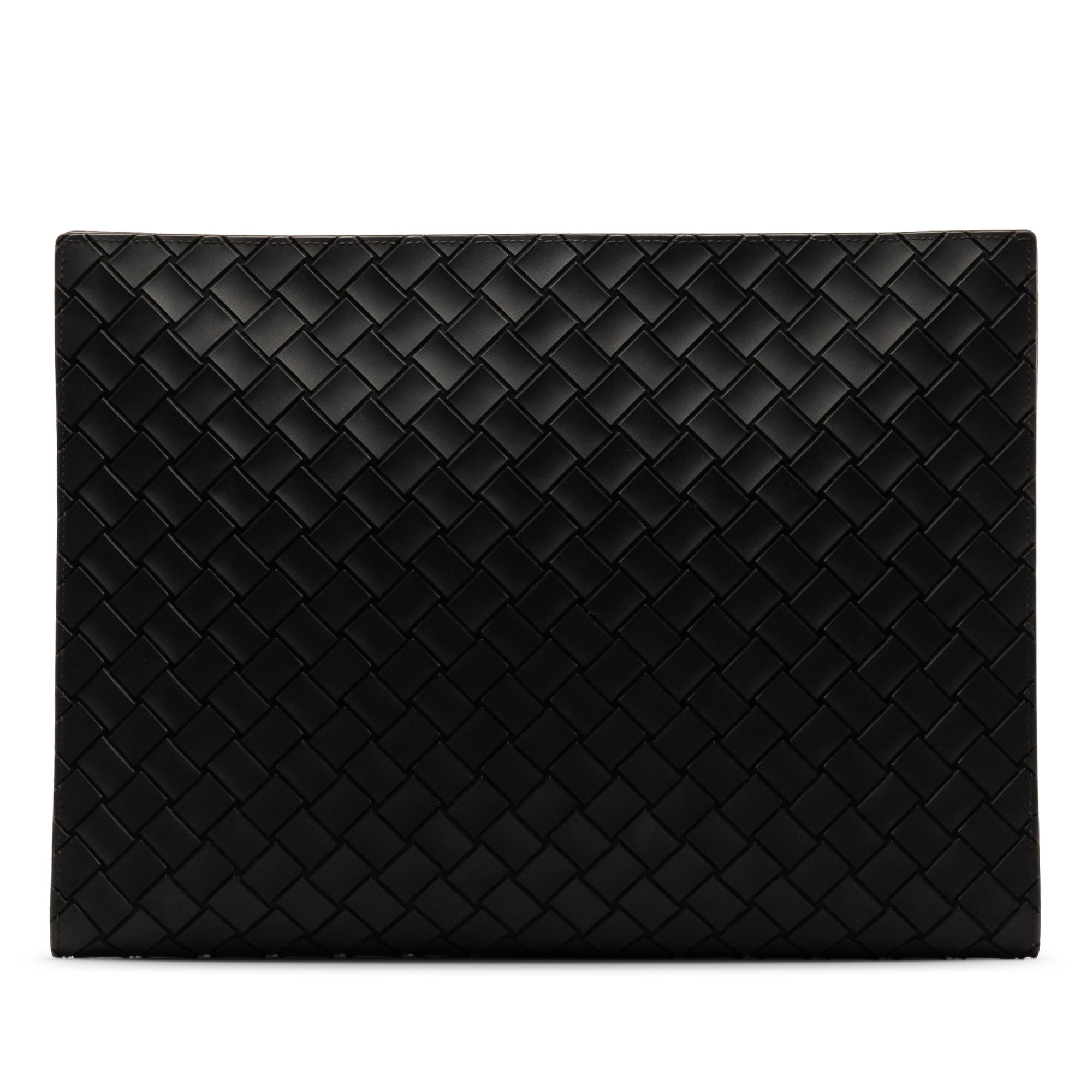 Bottega Veneta Tech Rubber Intrecciato Clutch (SHG-a5YxBy)