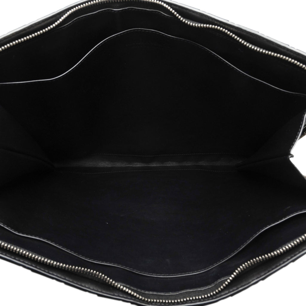 Bottega Veneta Tech Rubber Intrecciato Clutch (SHG-a5YxBy)