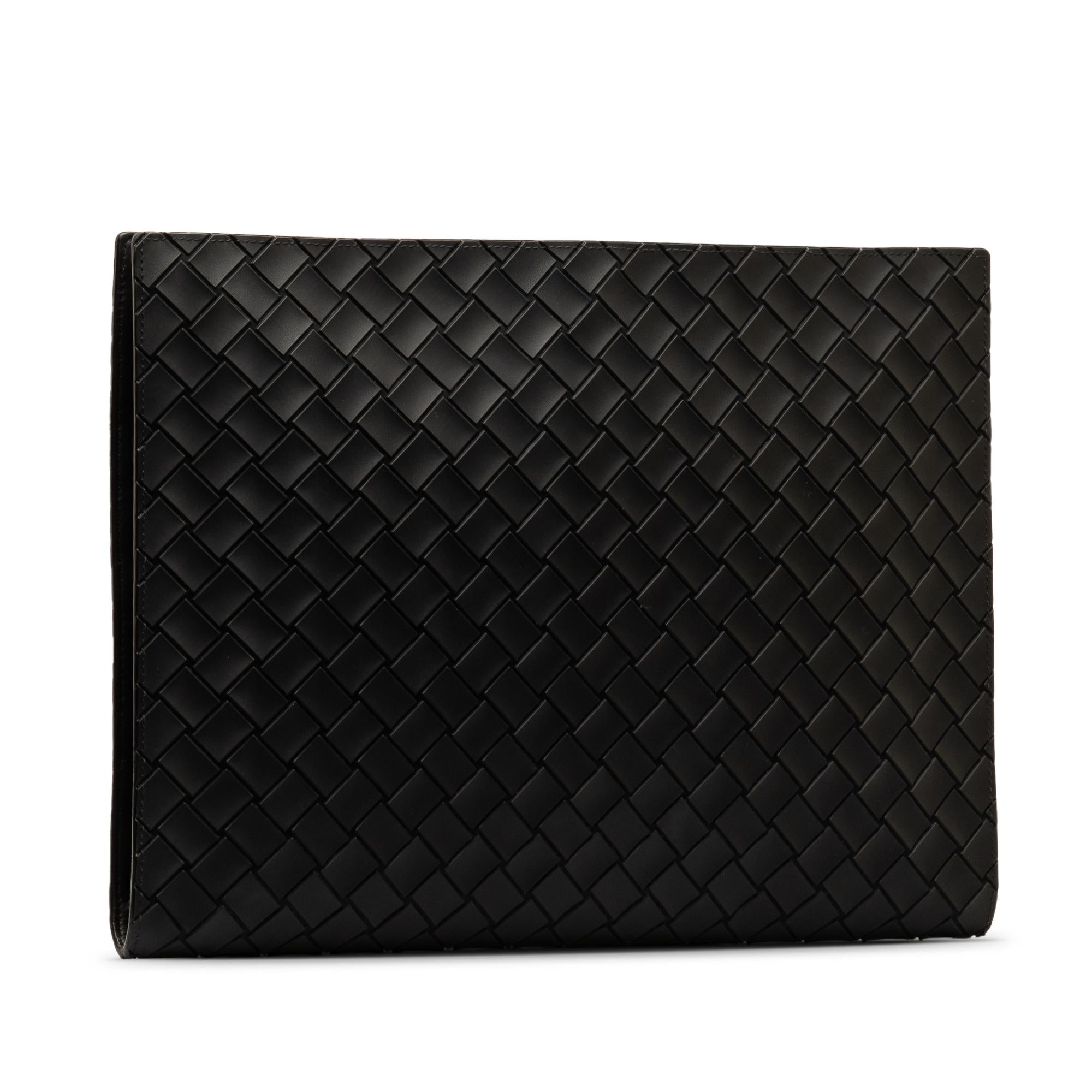 Bottega Veneta Tech Rubber Intrecciato Clutch (SHG-a5YxBy)